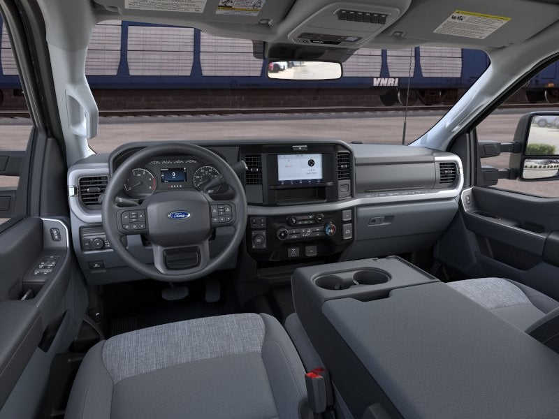 2026 Ford Super Duty F-350 SRW F-350® XLT