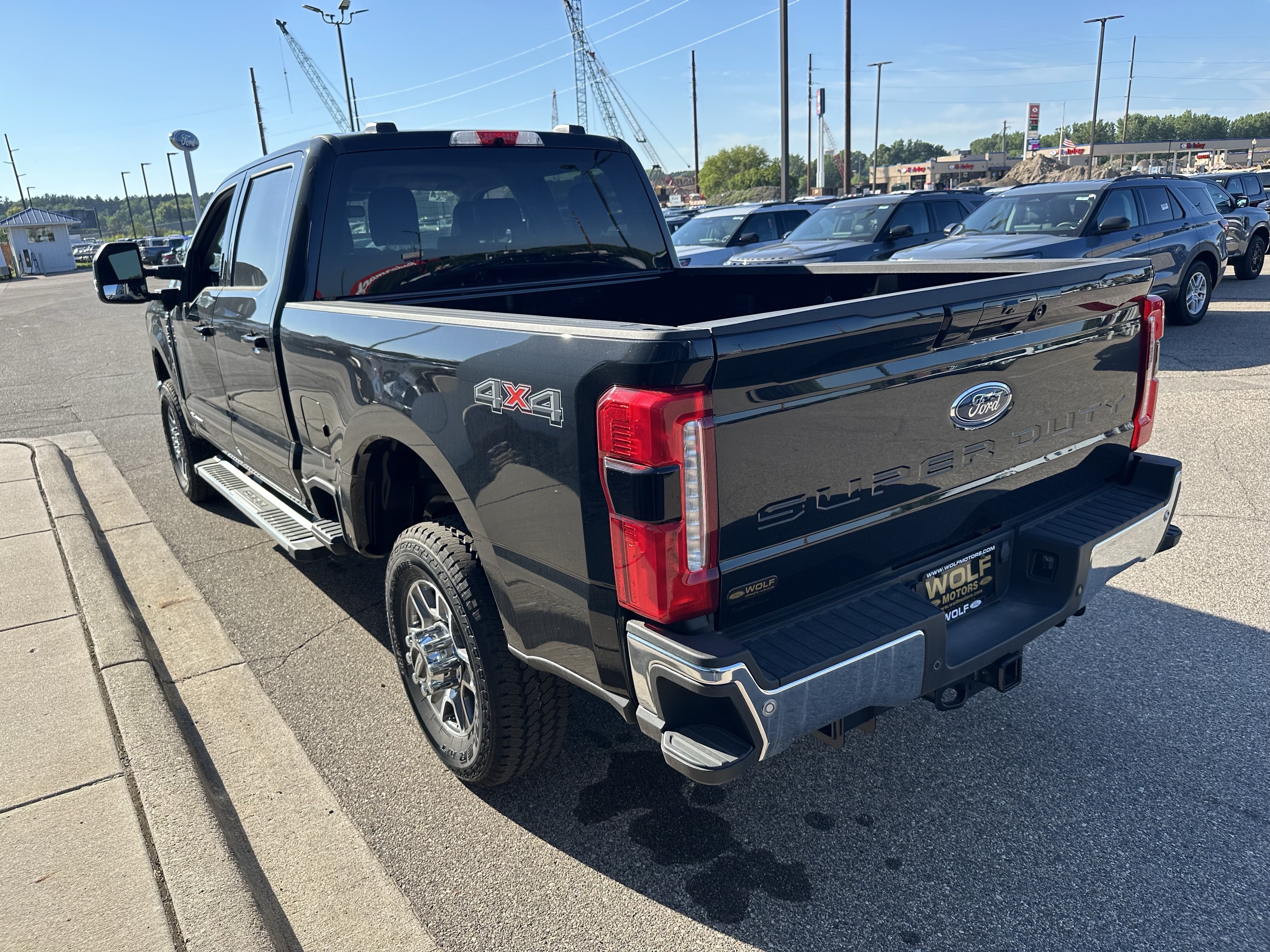 2026 Ford Super Duty F-350 SRW F-350® Lariat®