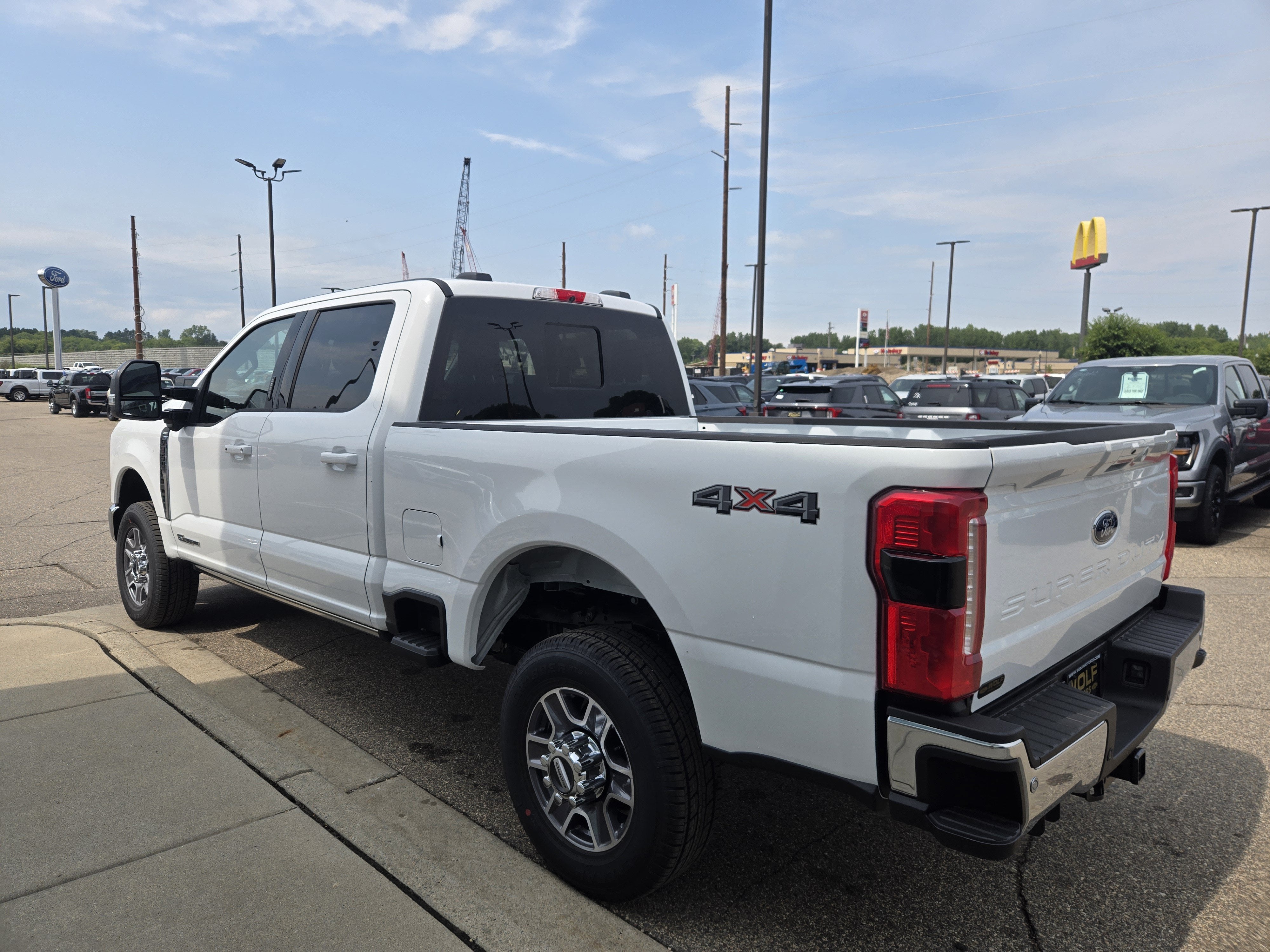 2026 Ford Super Duty F-350 SRW LARIAT
