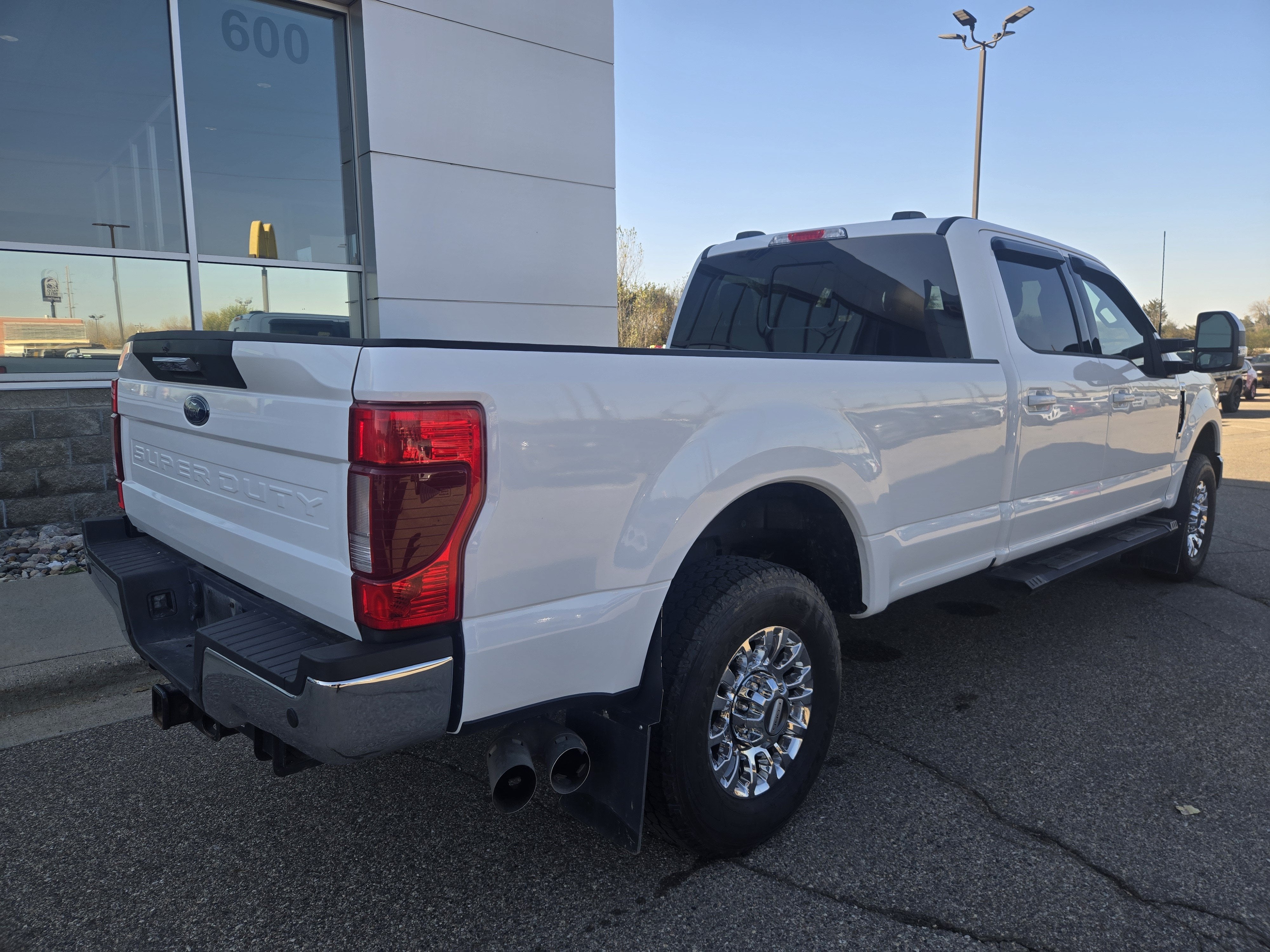 2022 Ford Super Duty F-350 SRW LARIAT