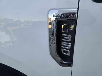 2022 Ford Super Duty F-350 SRW LARIAT