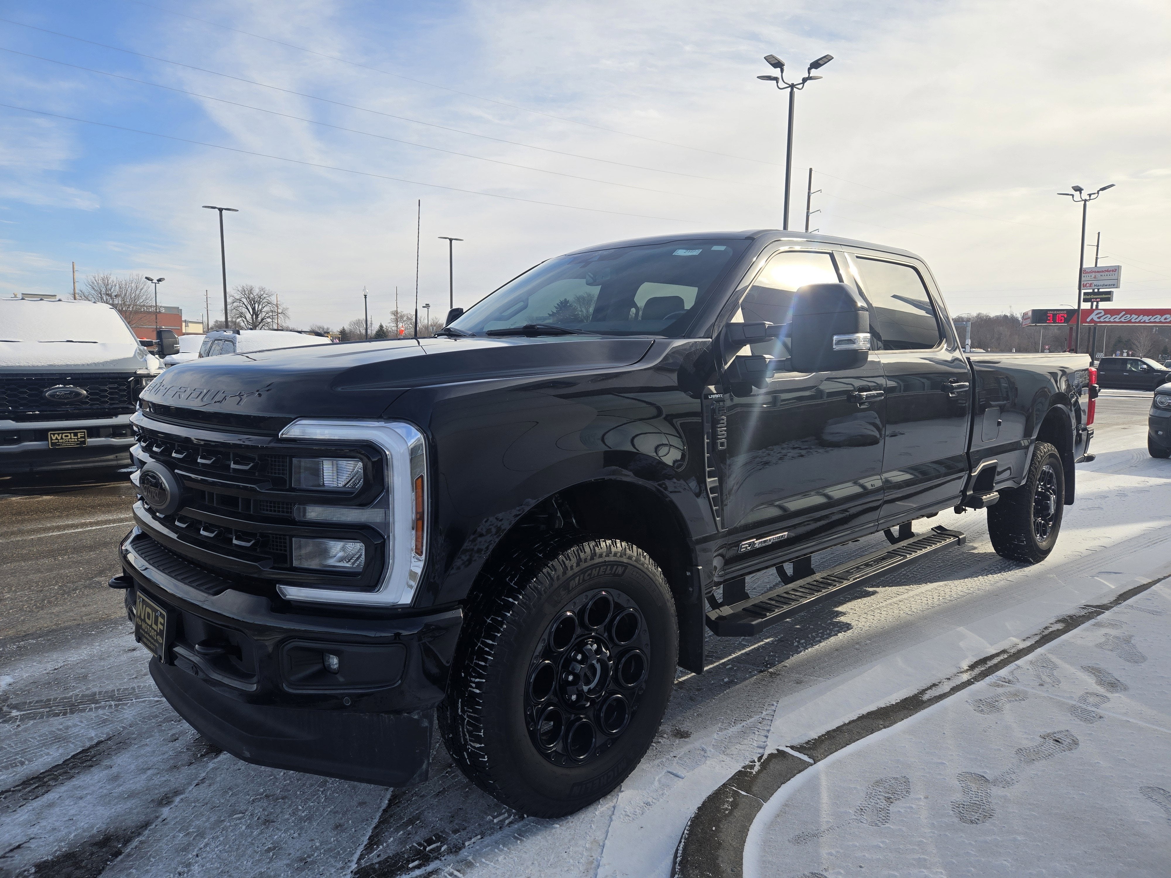 2024 Ford Super Duty F-350 SRW LARIAT