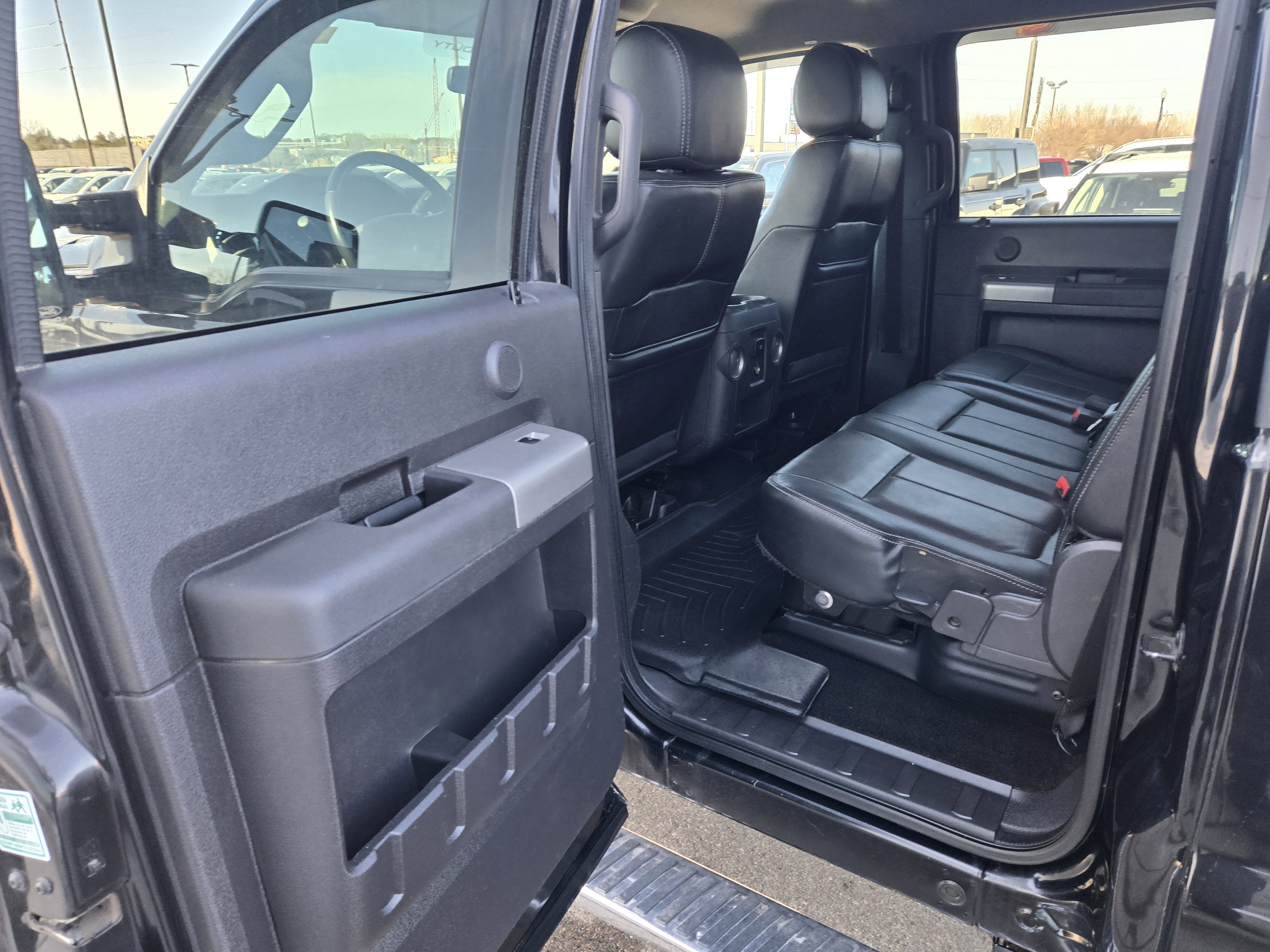 2015 Ford Super Duty F-350 SRW Lariat