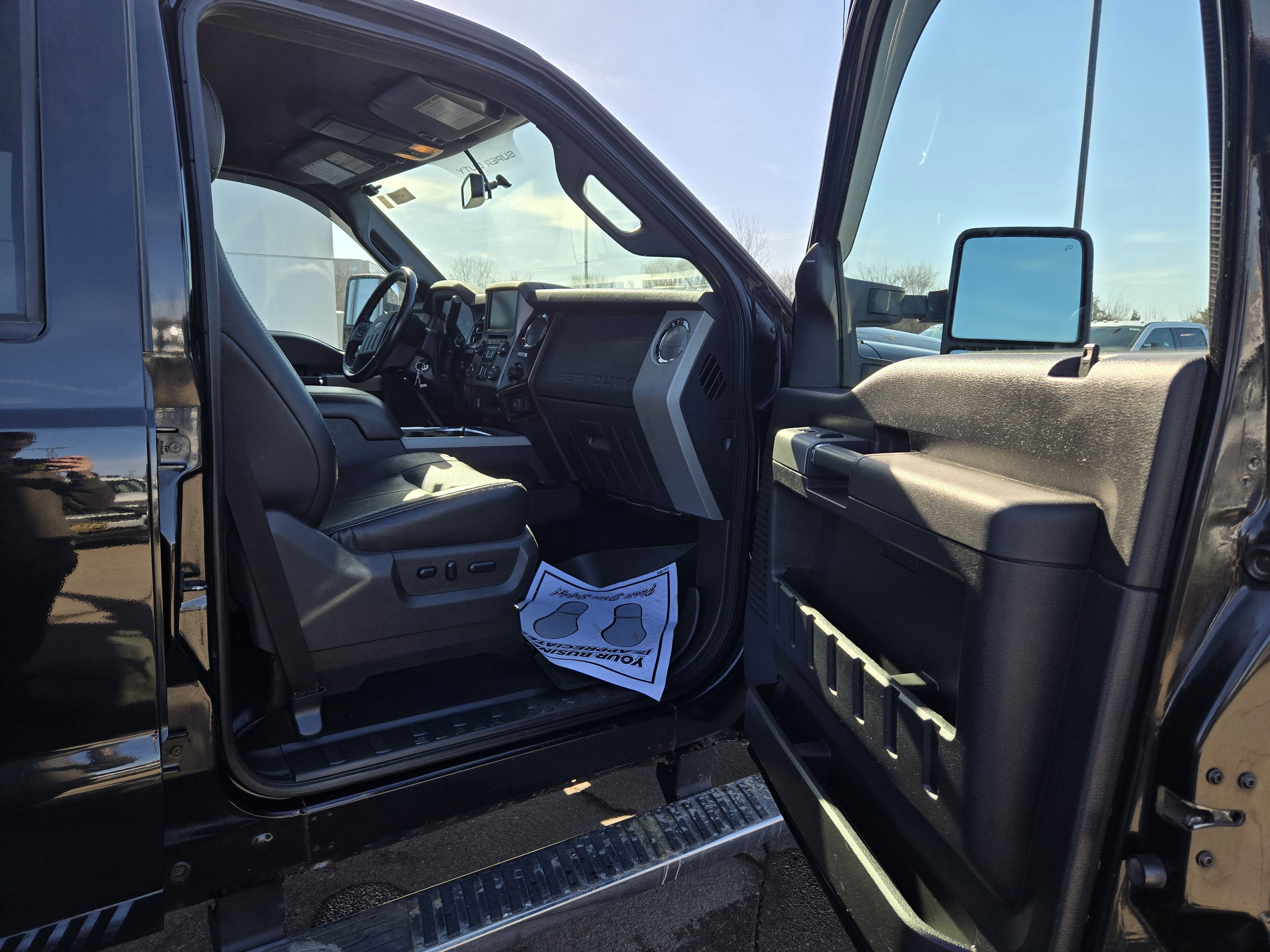 2015 Ford Super Duty F-350 SRW Lariat
