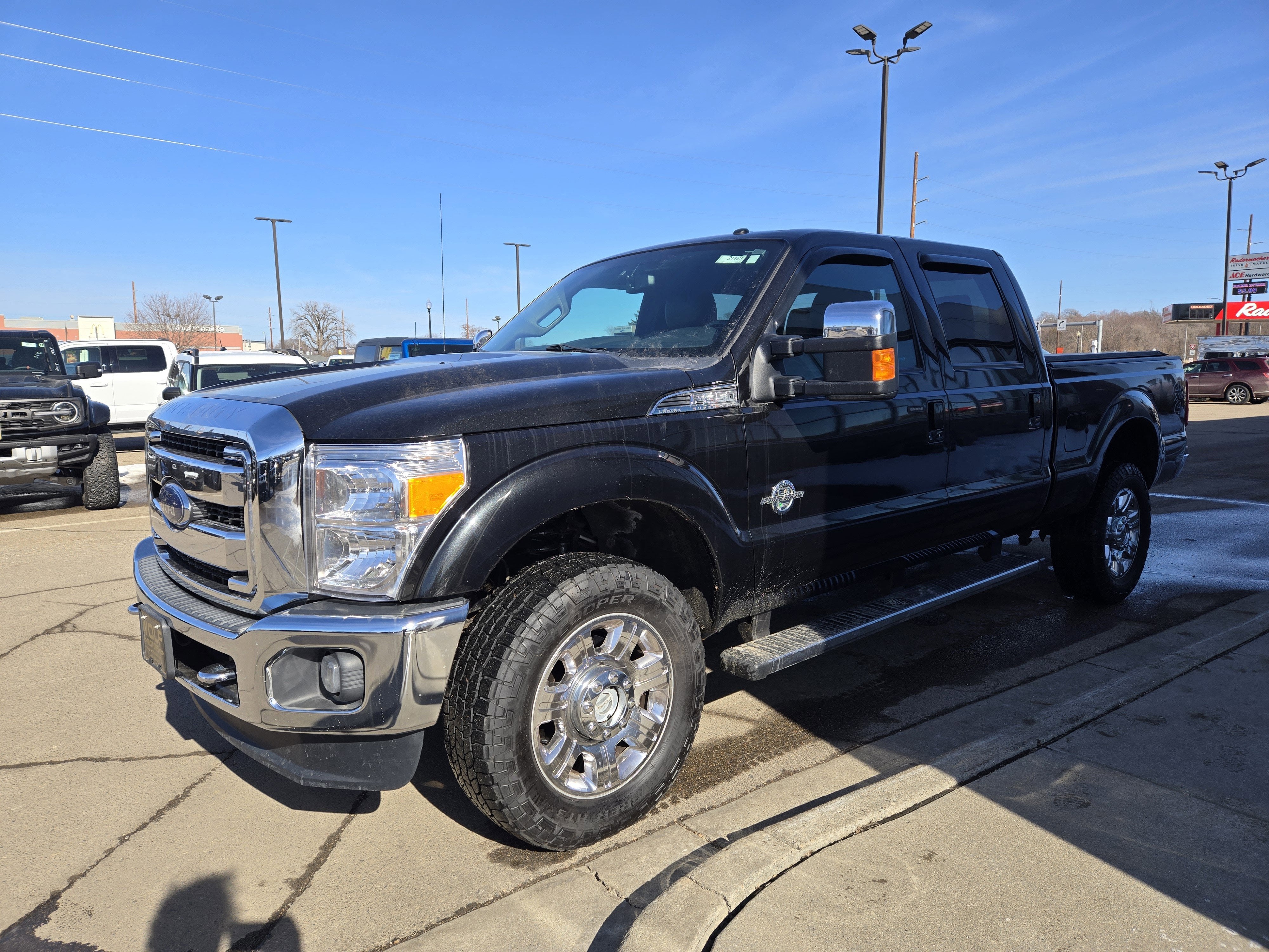 2015 Ford Super Duty F-350 SRW Lariat