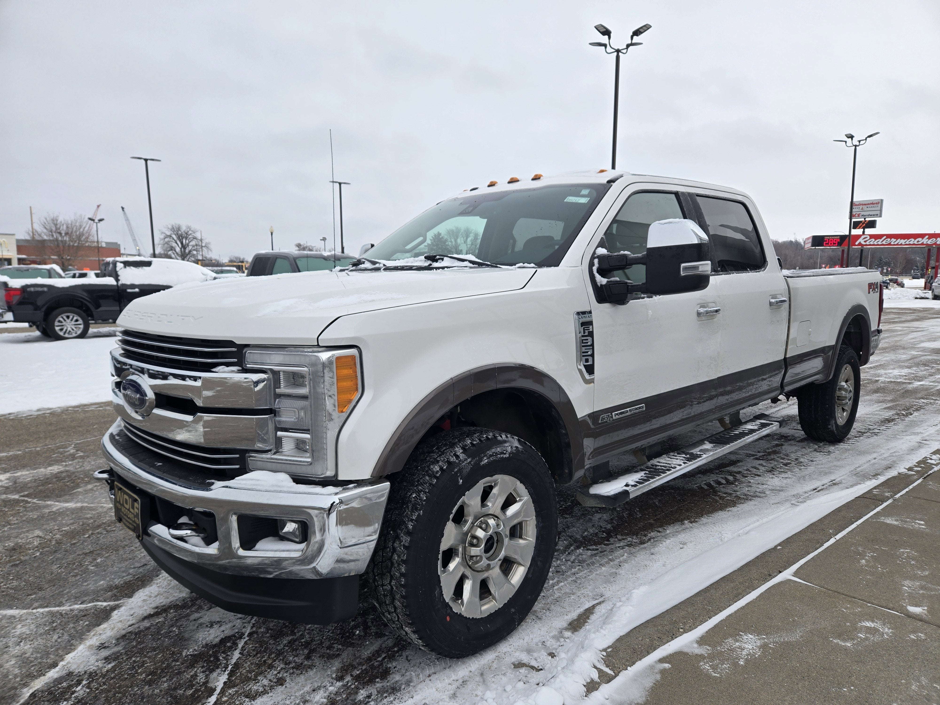 2017 Ford Super Duty F-350 SRW Lariat