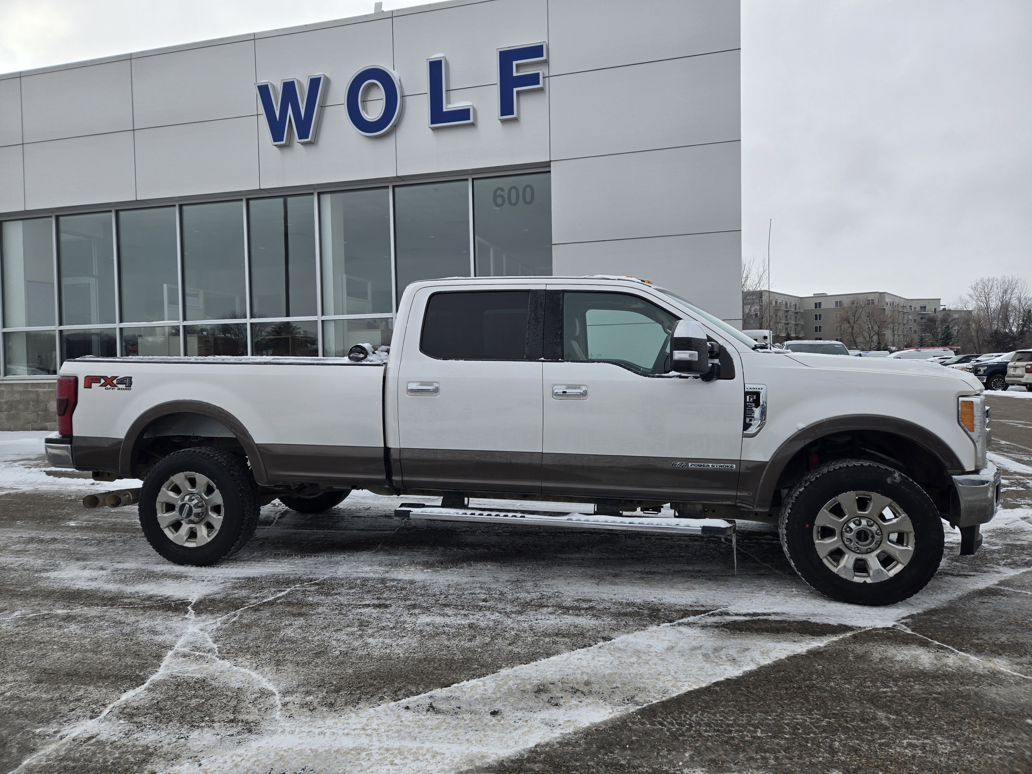 2017 Ford Super Duty F-350 SRW Lariat