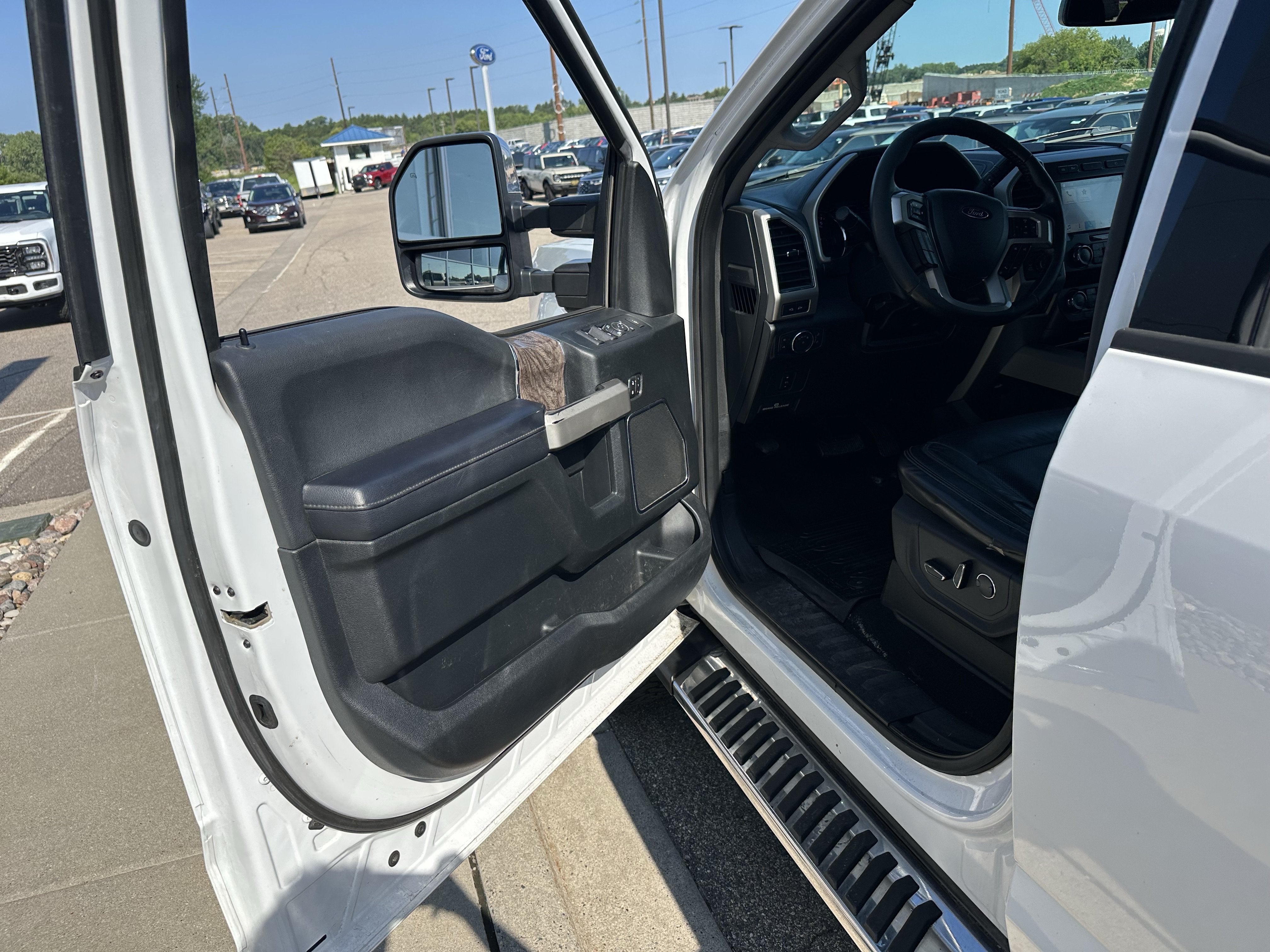 2019 Ford Super Duty F-350 SRW LARIAT