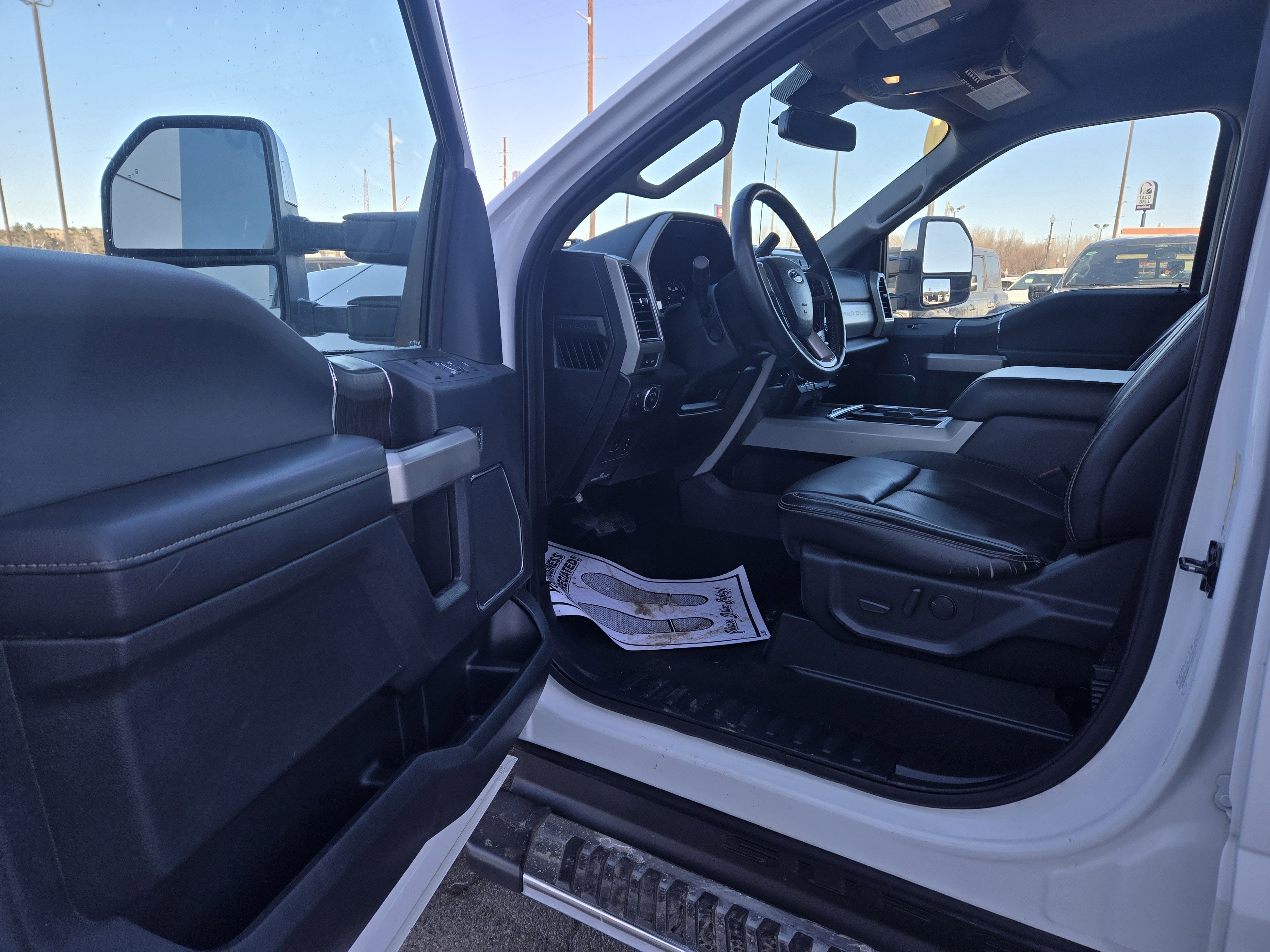 2020 Ford Super Duty F-350 SRW LARIAT