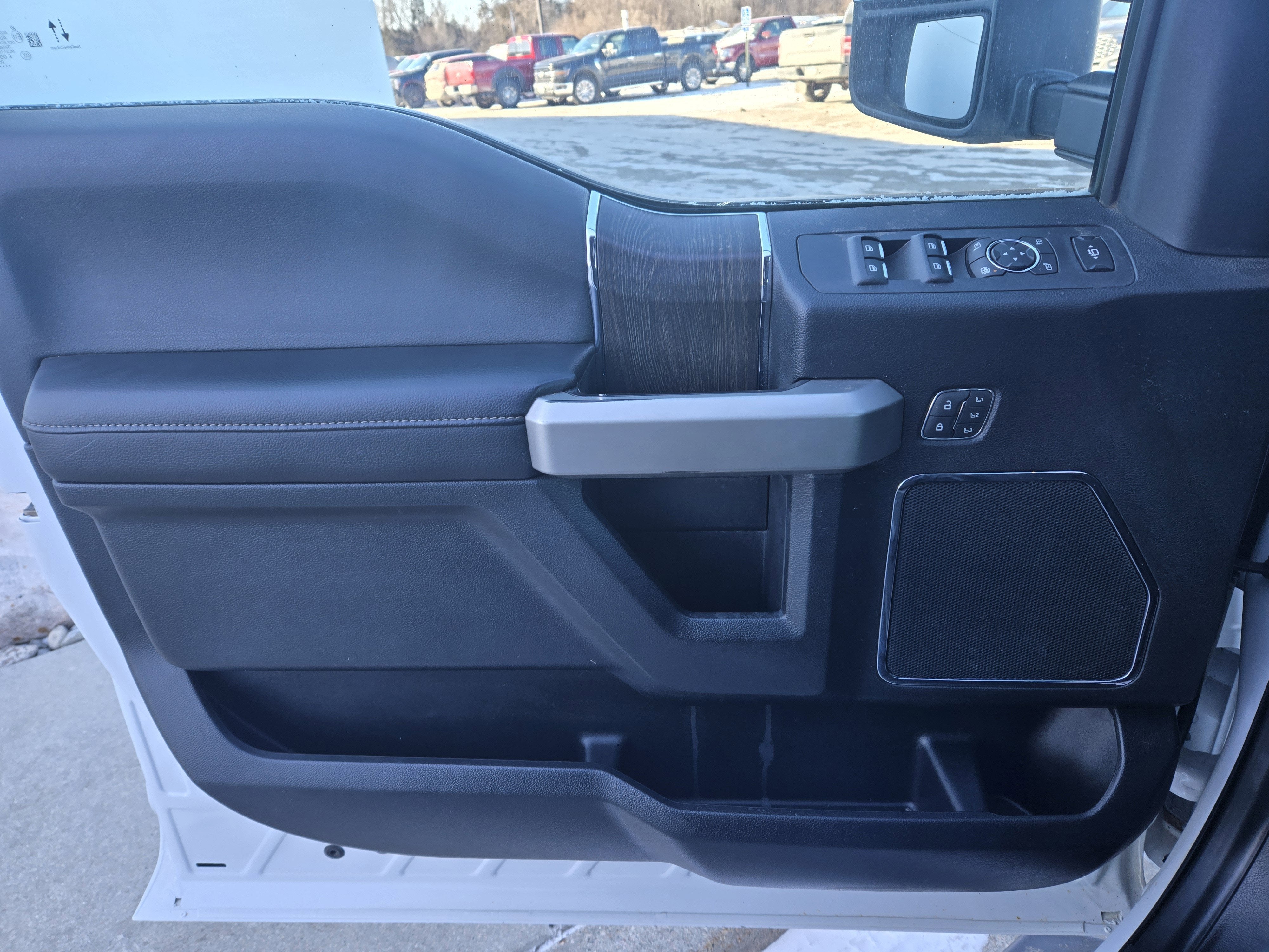 2020 Ford Super Duty F-350 SRW LARIAT