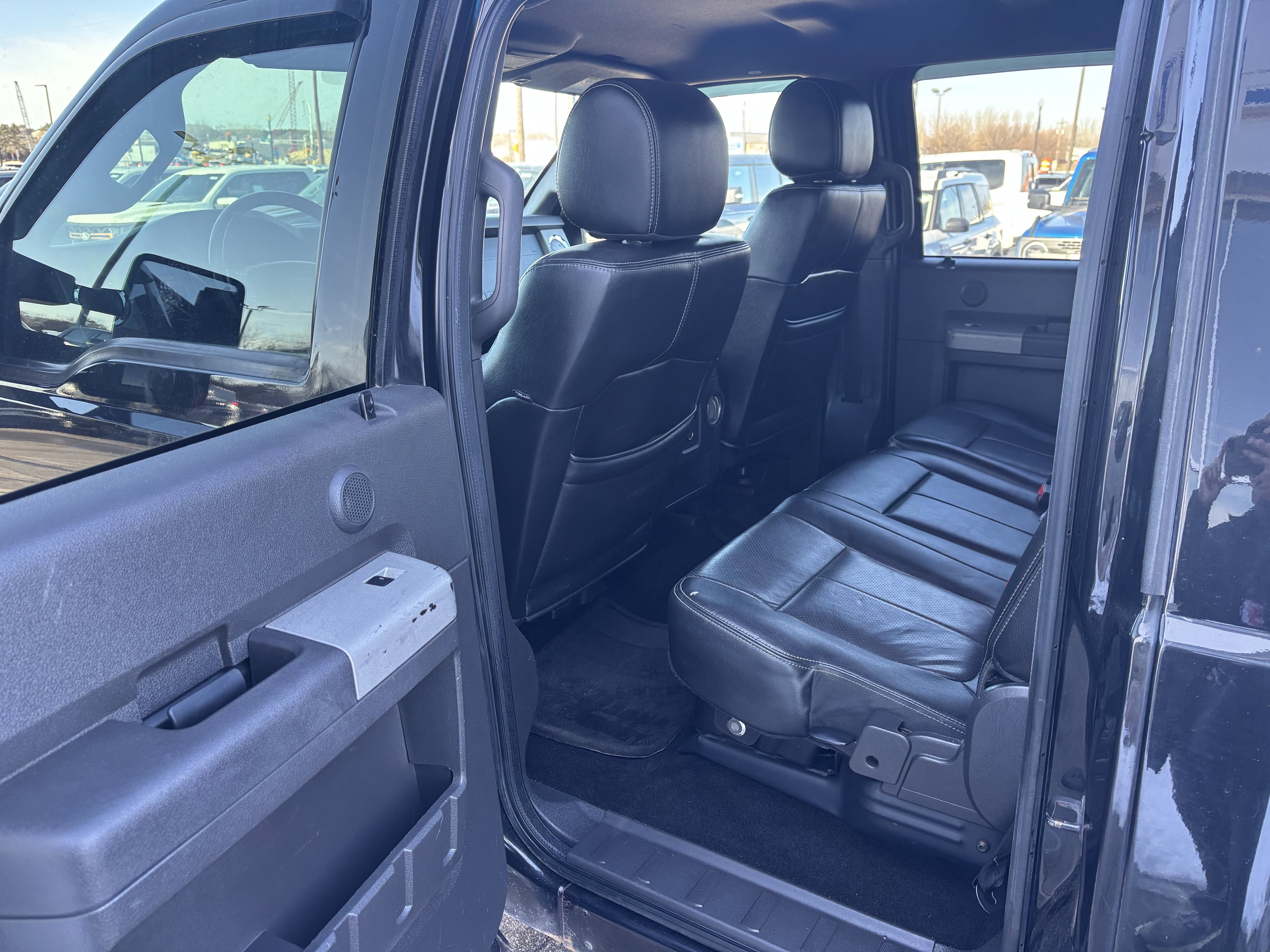 2014 Ford Super Duty F-350 SRW Lariat