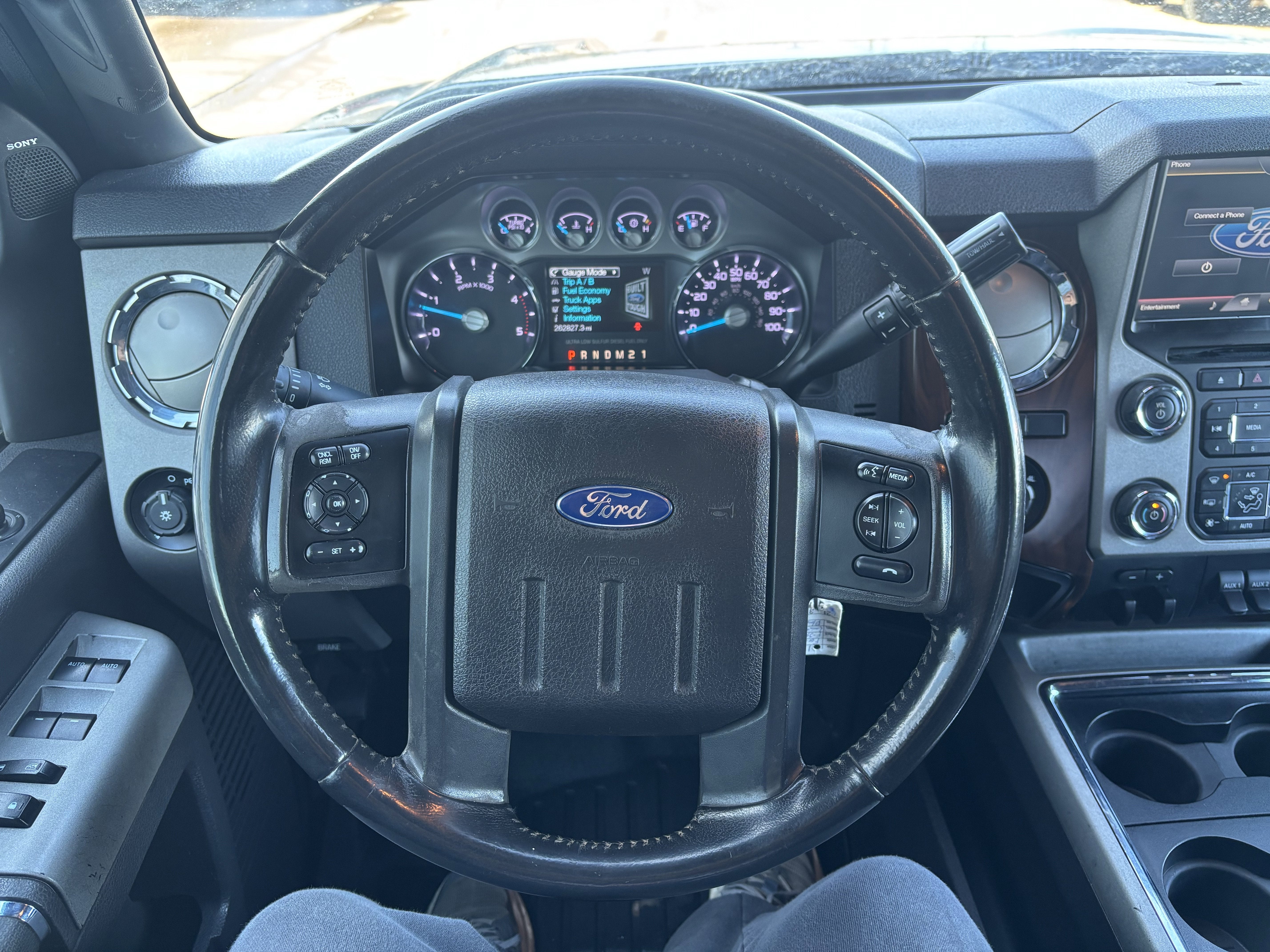 2014 Ford Super Duty F-350 SRW Lariat
