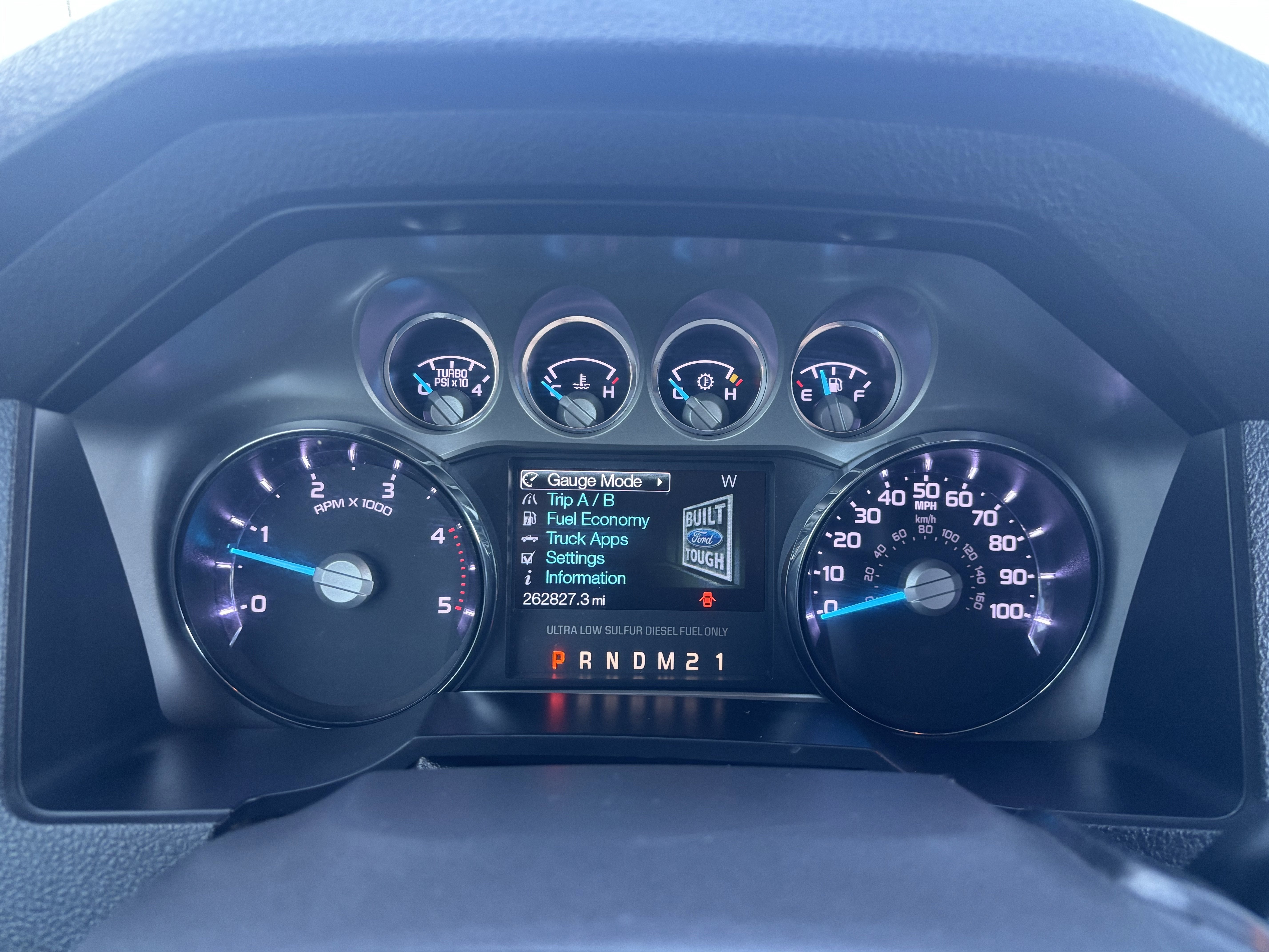 2014 Ford Super Duty F-350 SRW Lariat