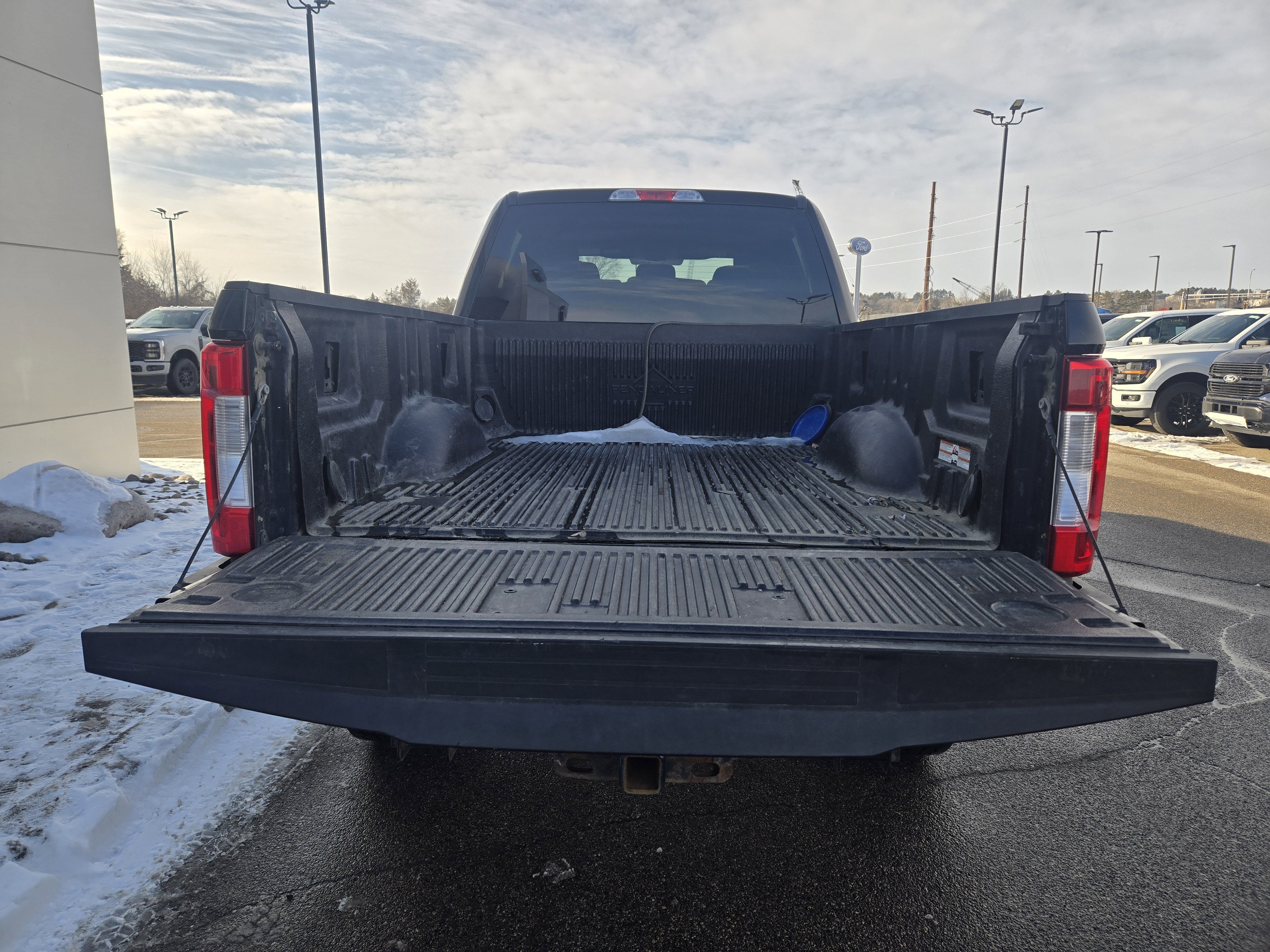 2018 Ford Super Duty F-350 SRW XLT