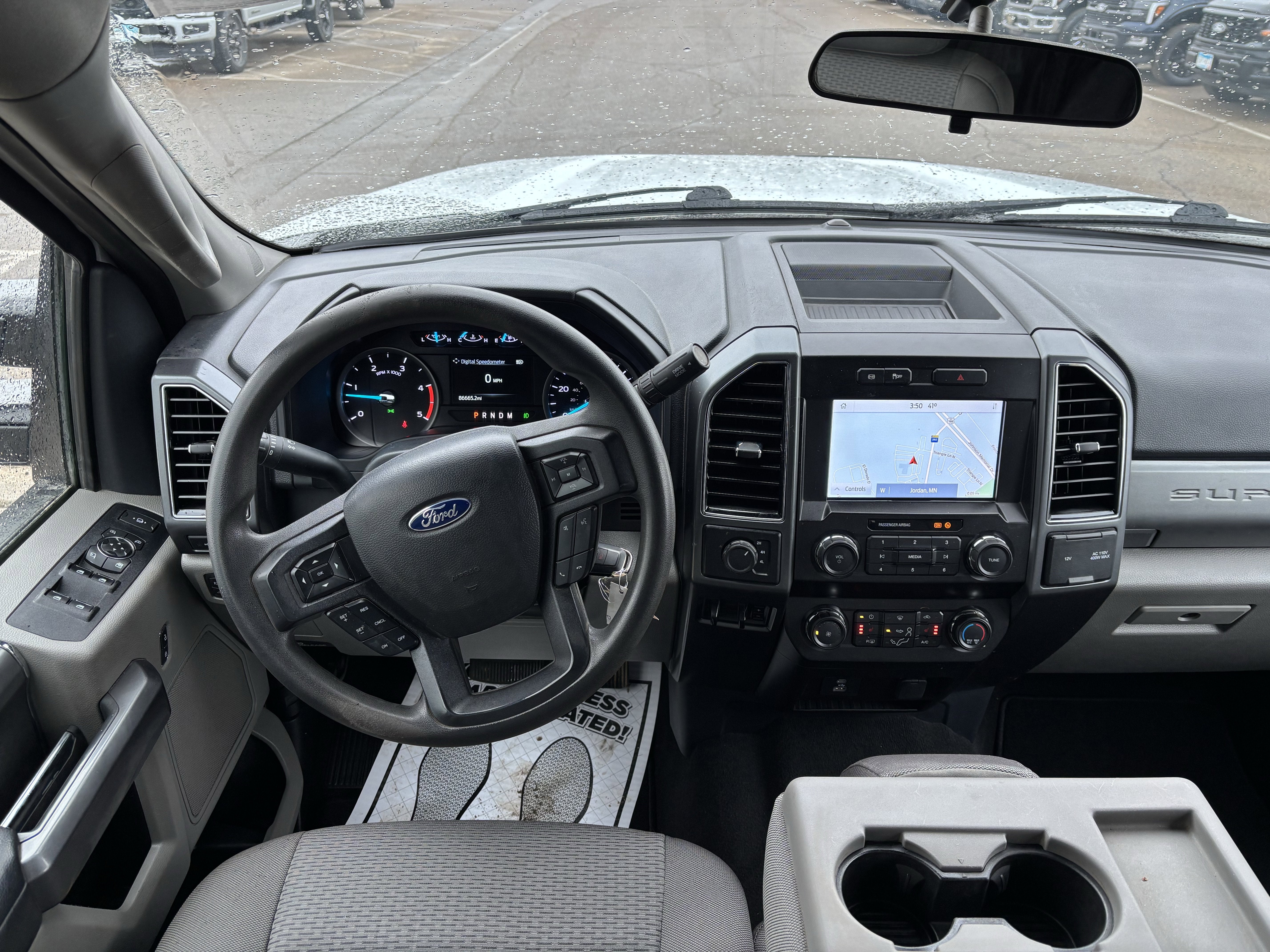 2022 Ford Super Duty F-350 SRW XLT