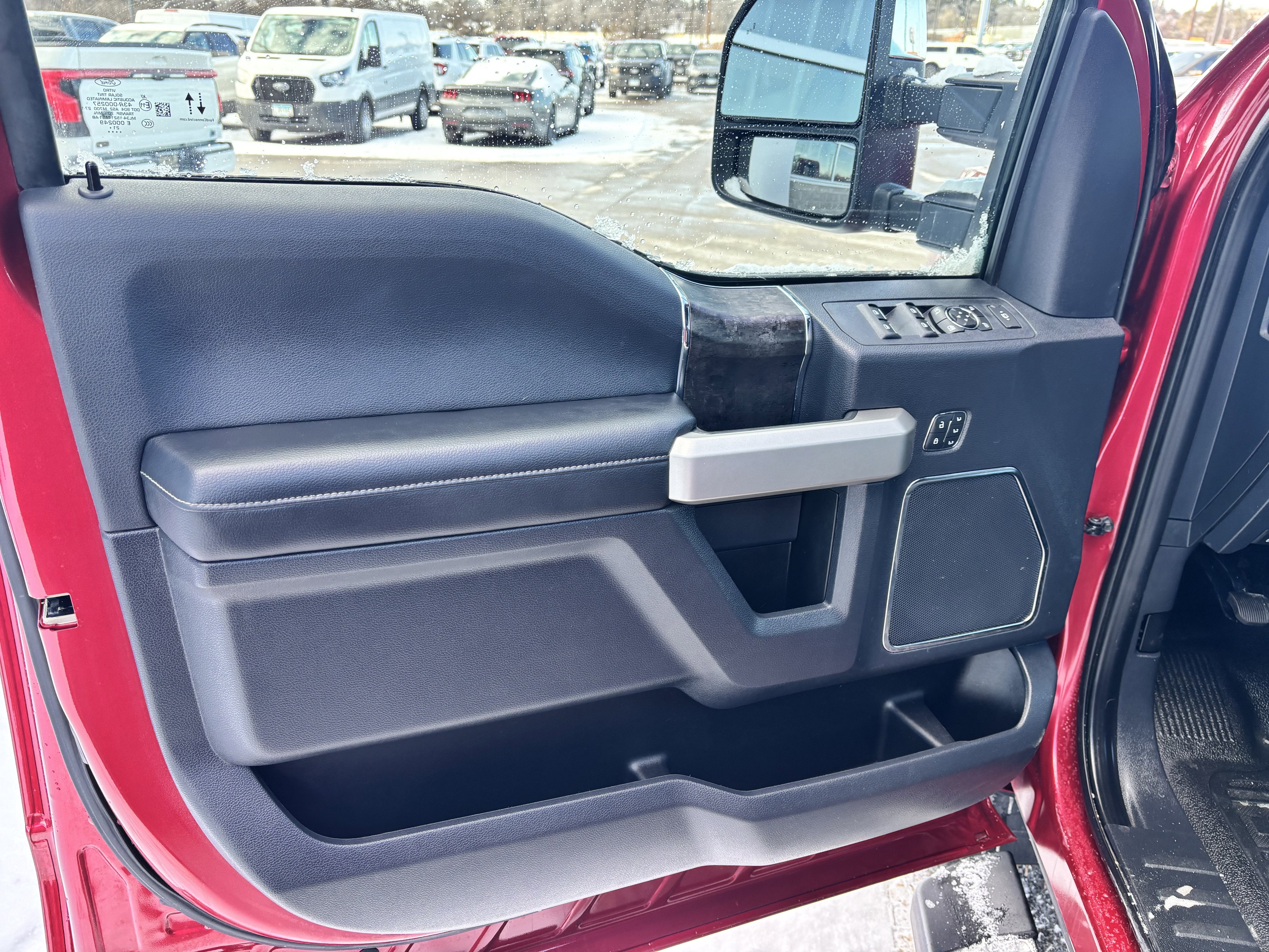 2022 Ford Super Duty F-350 SRW LARIAT