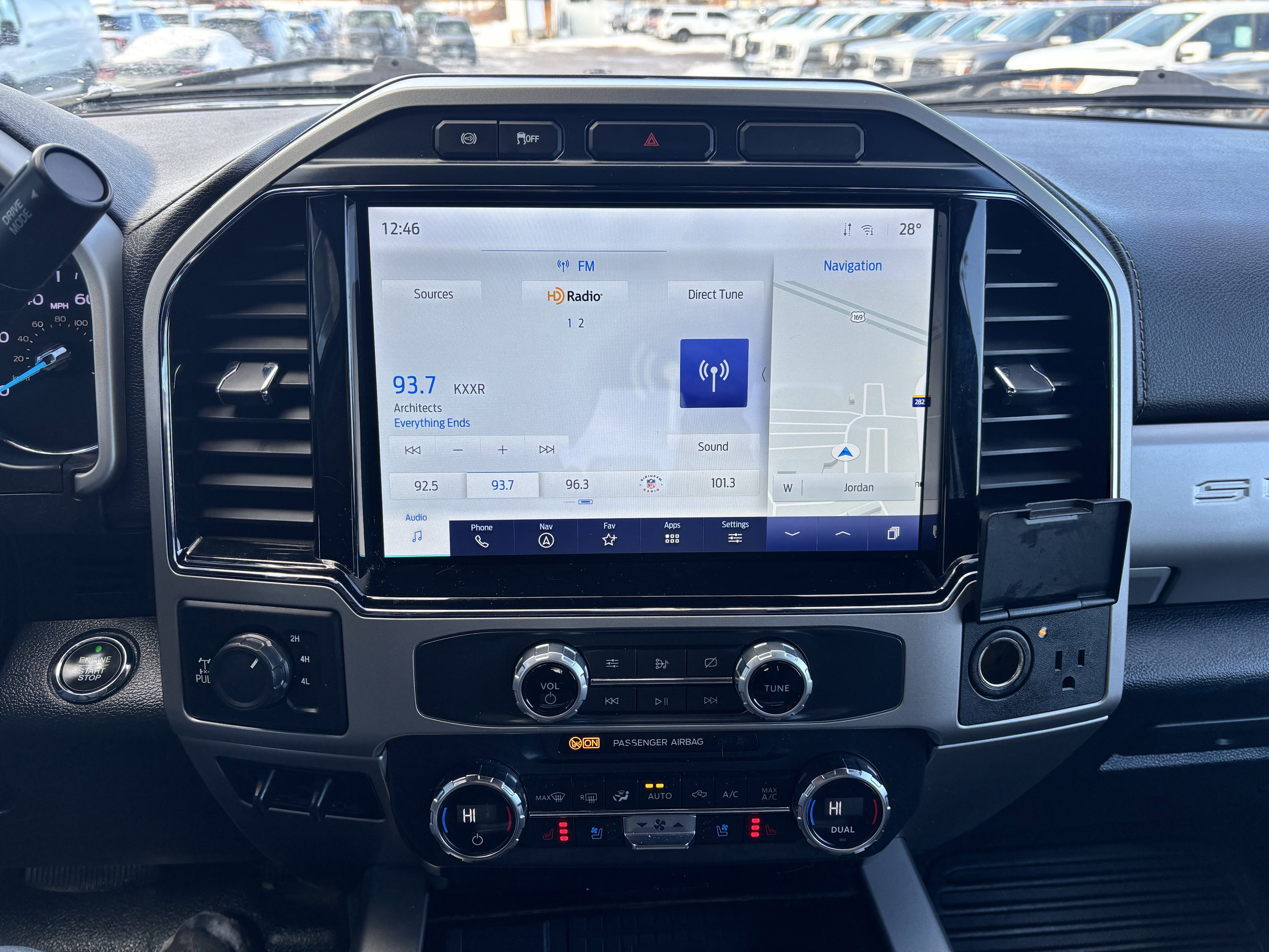 2022 Ford Super Duty F-350 SRW LARIAT