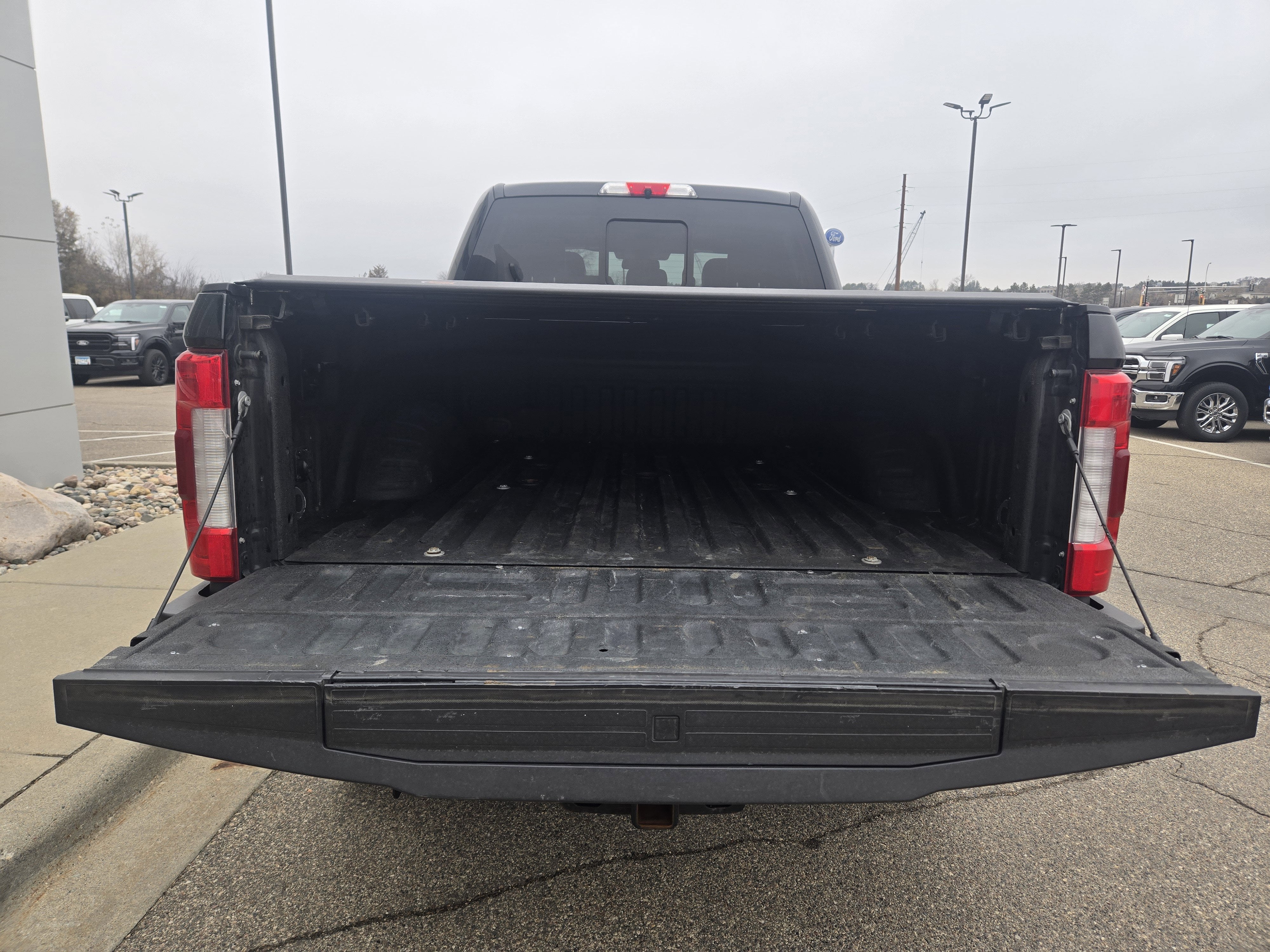 2019 Ford Super Duty F-350 SRW Platinum