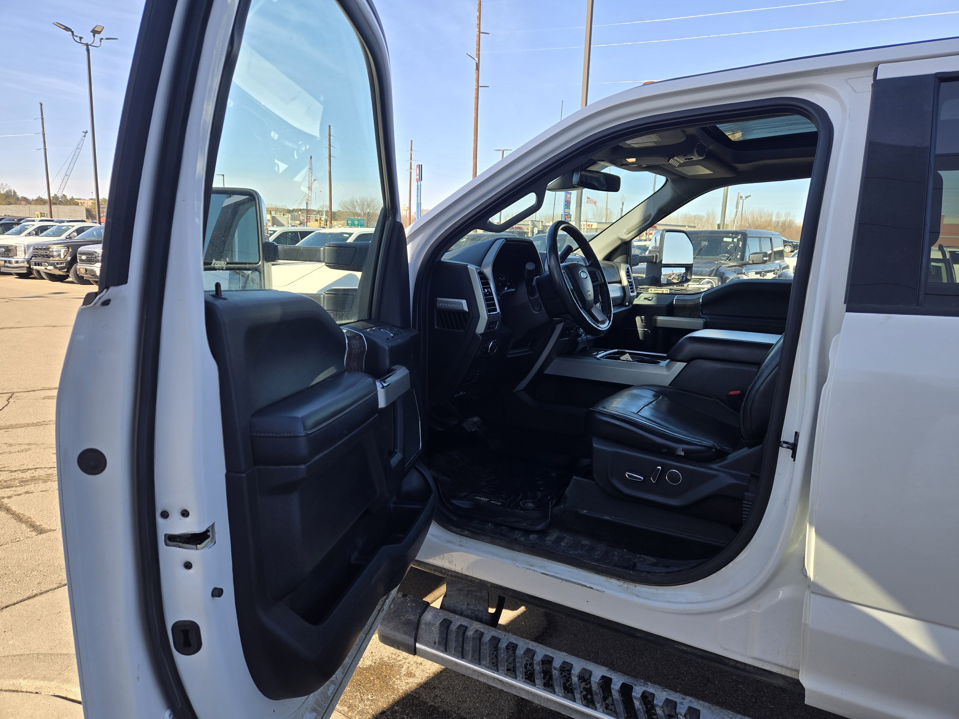 2017 Ford Super Duty F-350 DRW Base