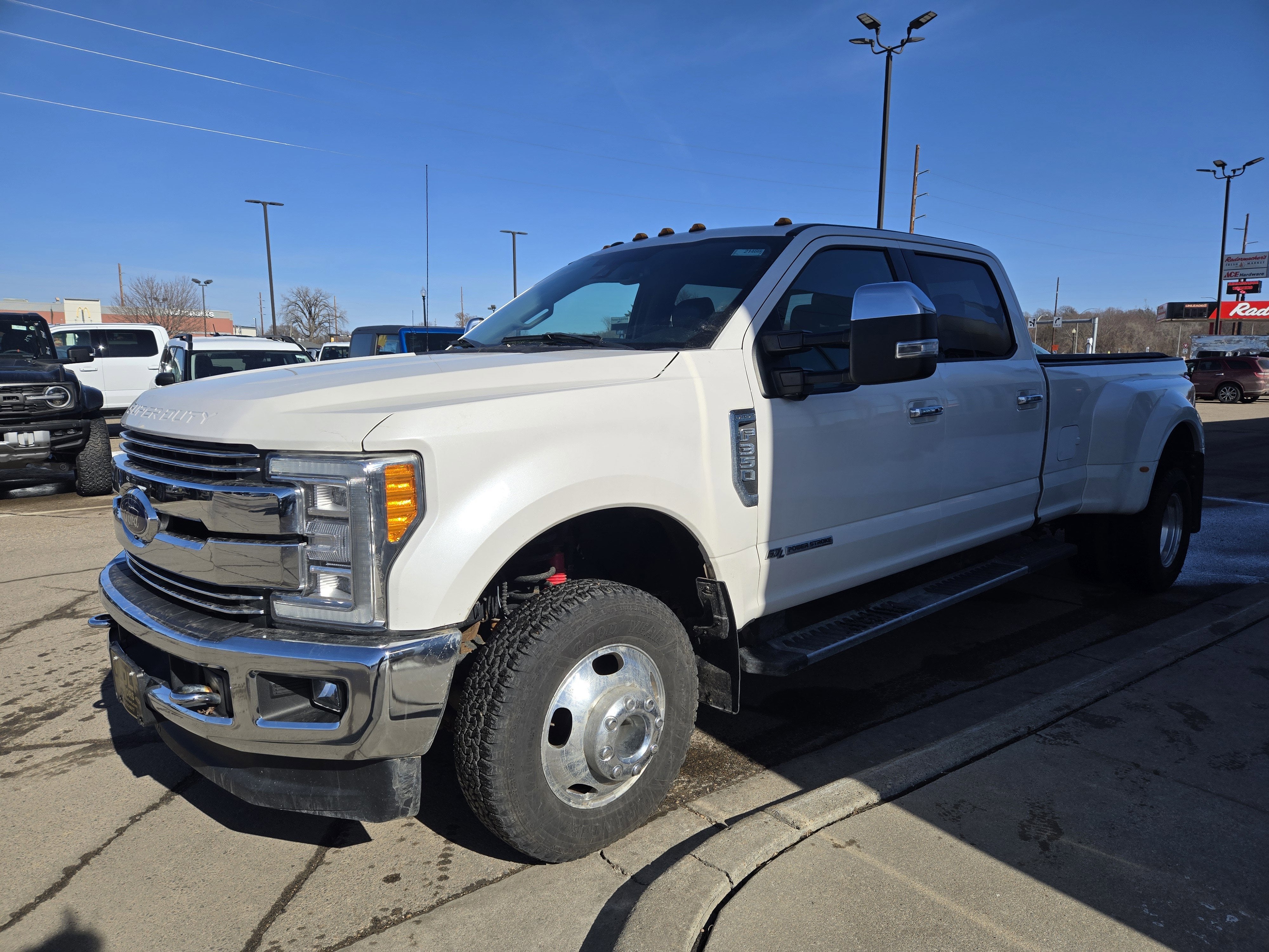 2017 Ford Super Duty F-350 DRW Base