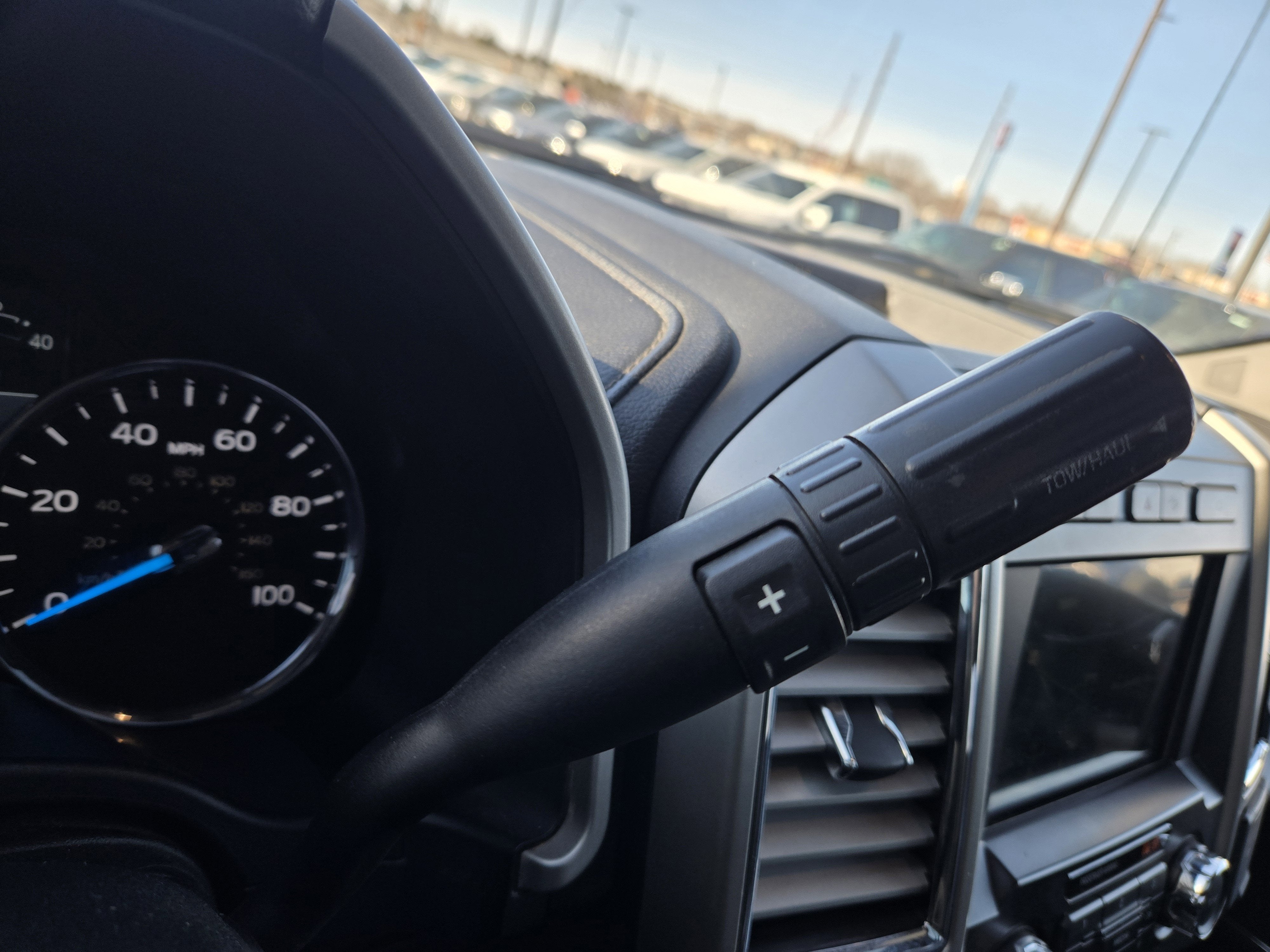 2017 Ford Super Duty F-350 DRW Base