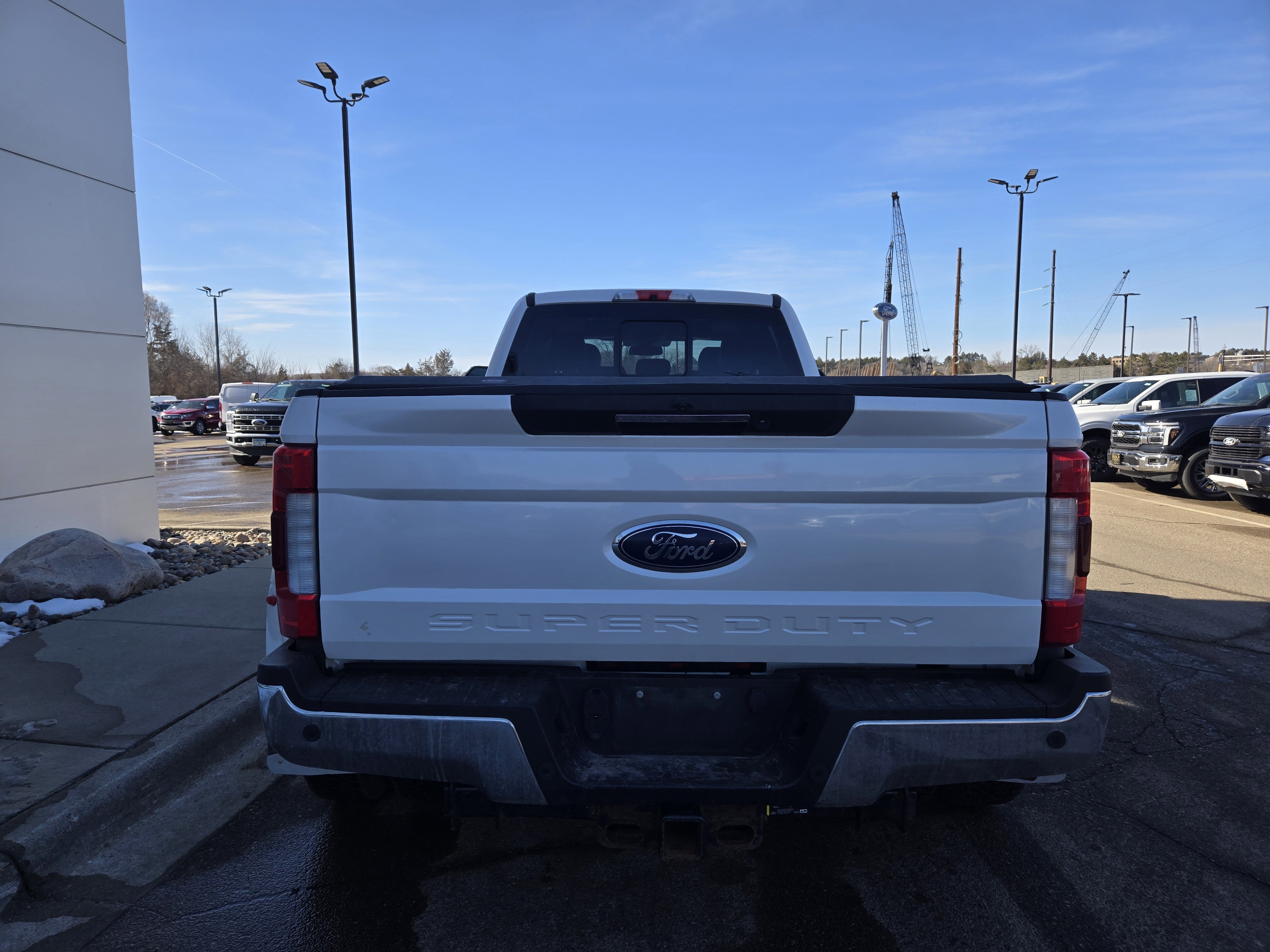2017 Ford Super Duty F-350 DRW Base