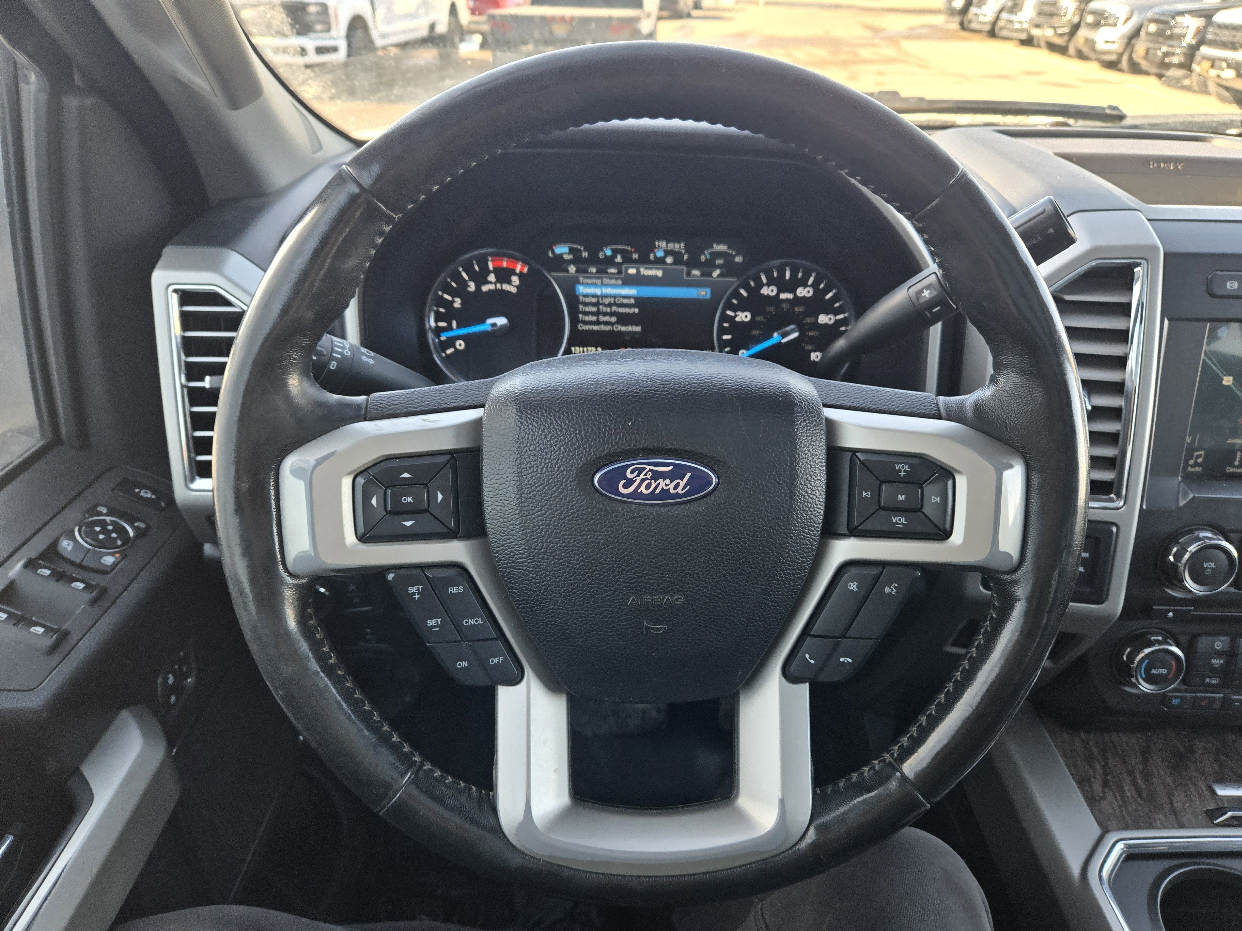 2017 Ford Super Duty F-350 DRW Base