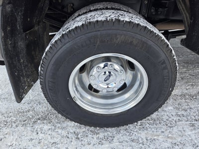 2022 Ford Super Duty F-350 DRW LARIAT