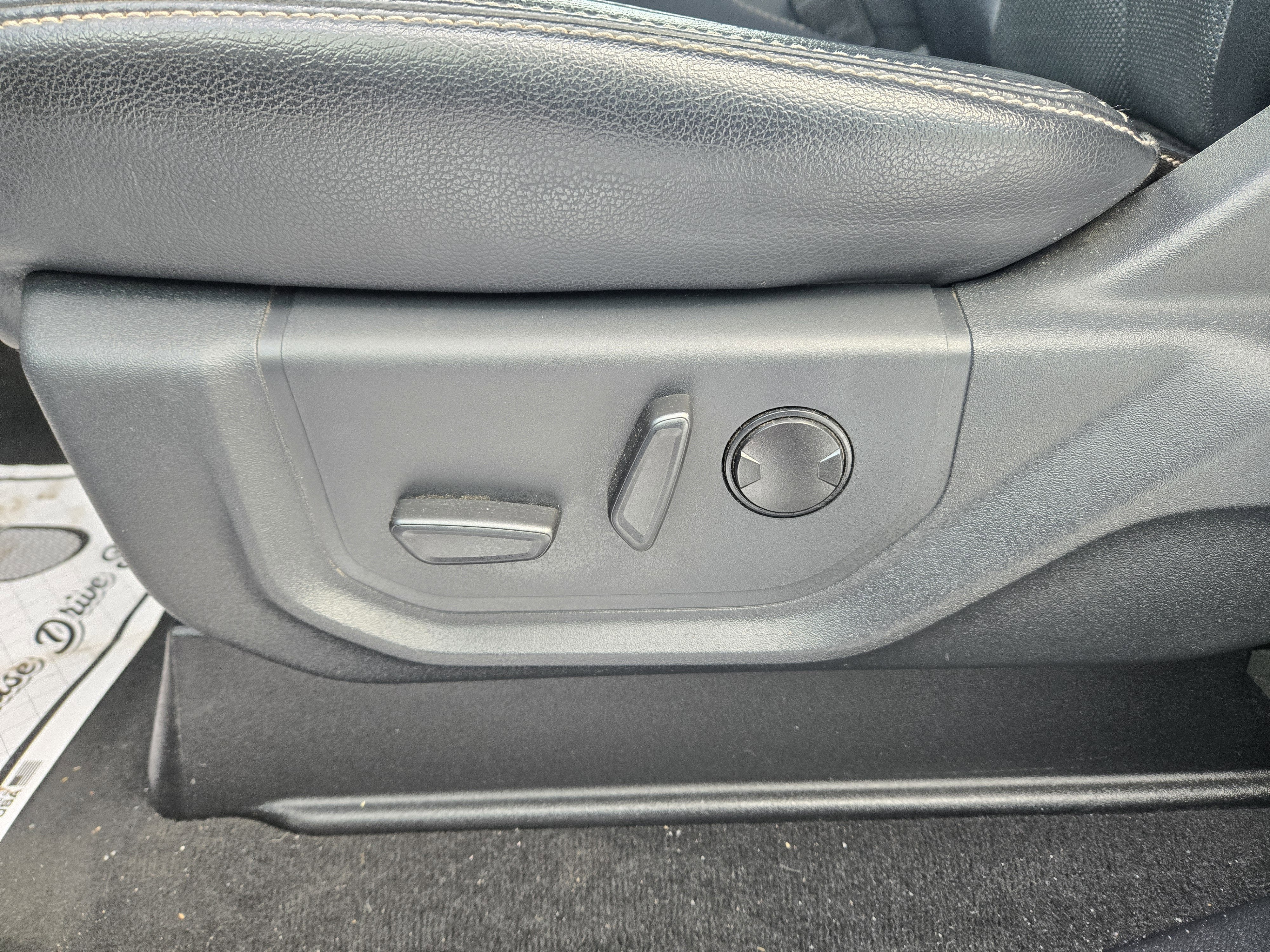 2022 Ford Super Duty F-350 DRW LARIAT