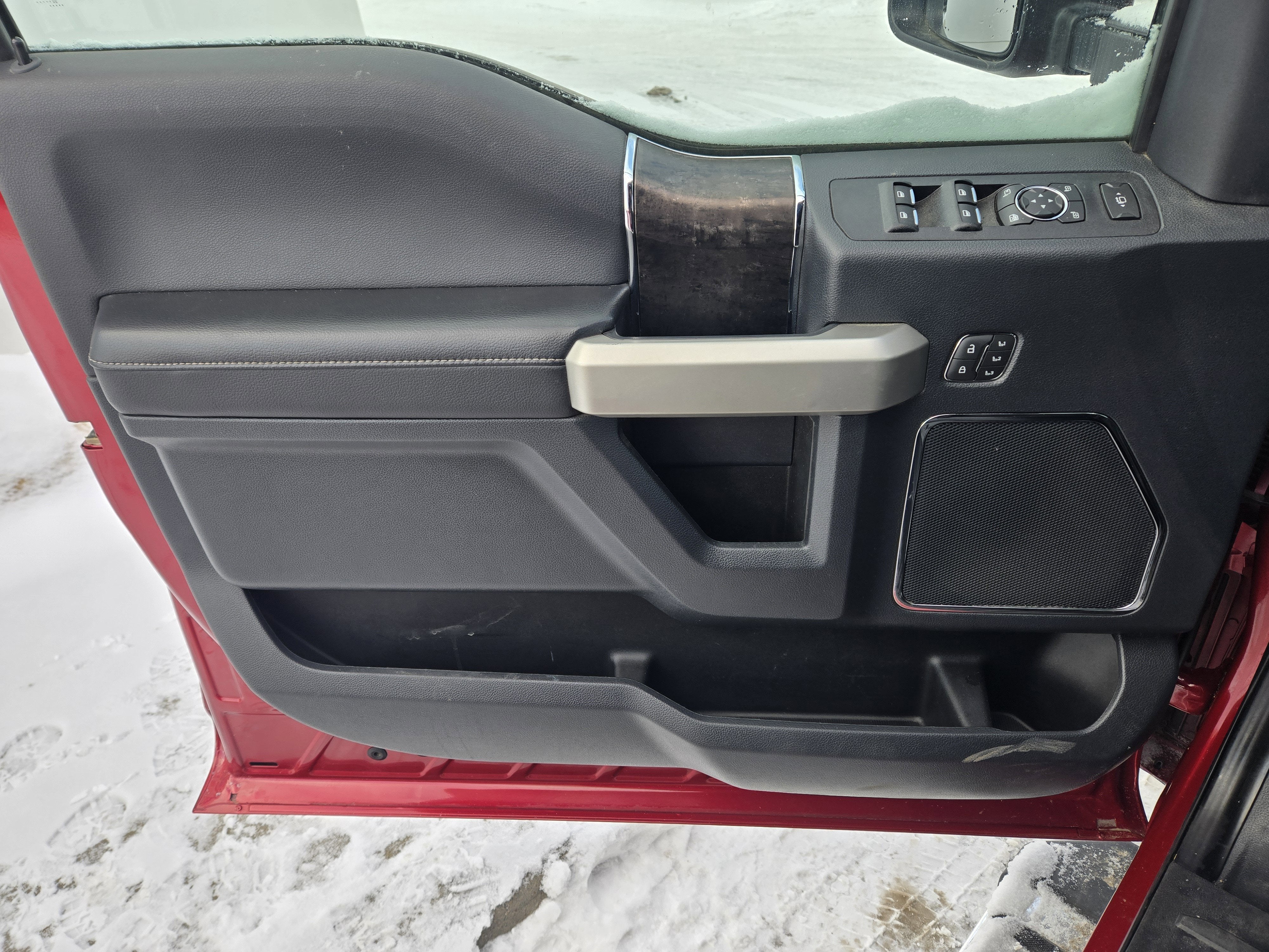 2022 Ford Super Duty F-350 DRW LARIAT