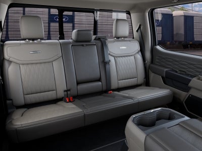 2027 Ford Super Duty F-450 DRW Platinum