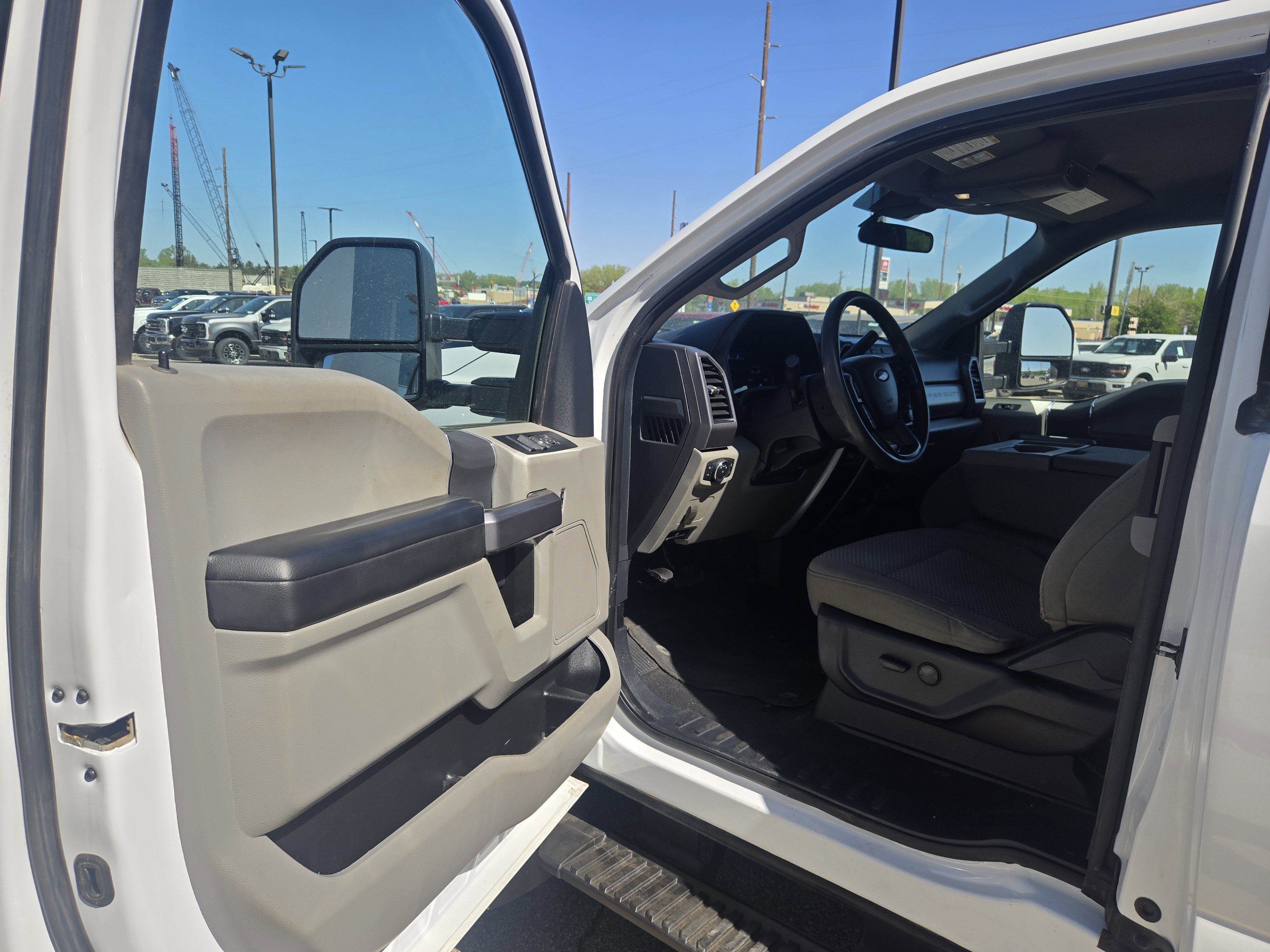2022 Ford Super Duty F-350 SRW XLT