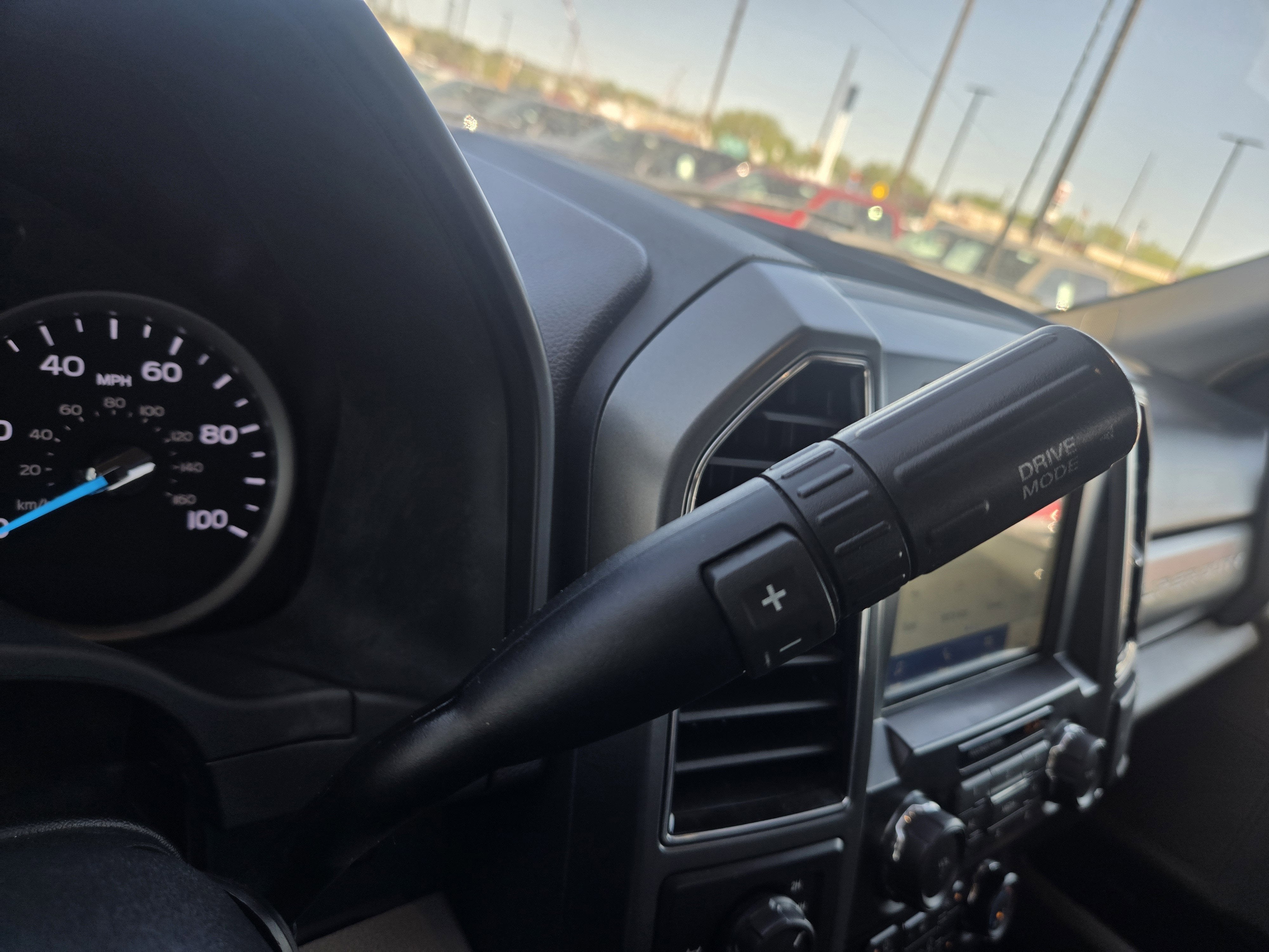 2022 Ford Super Duty F-350 SRW XLT