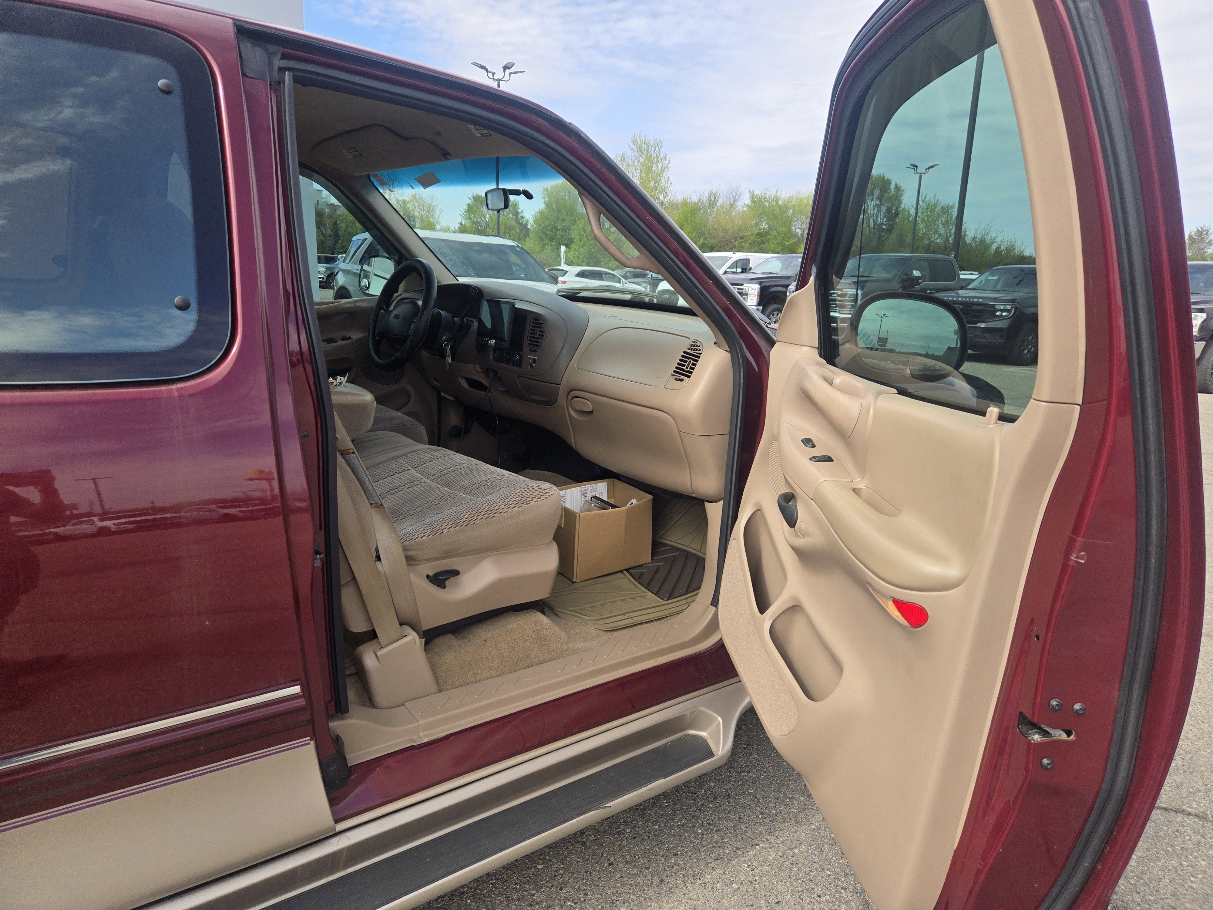 1997 Ford F-150 XLT