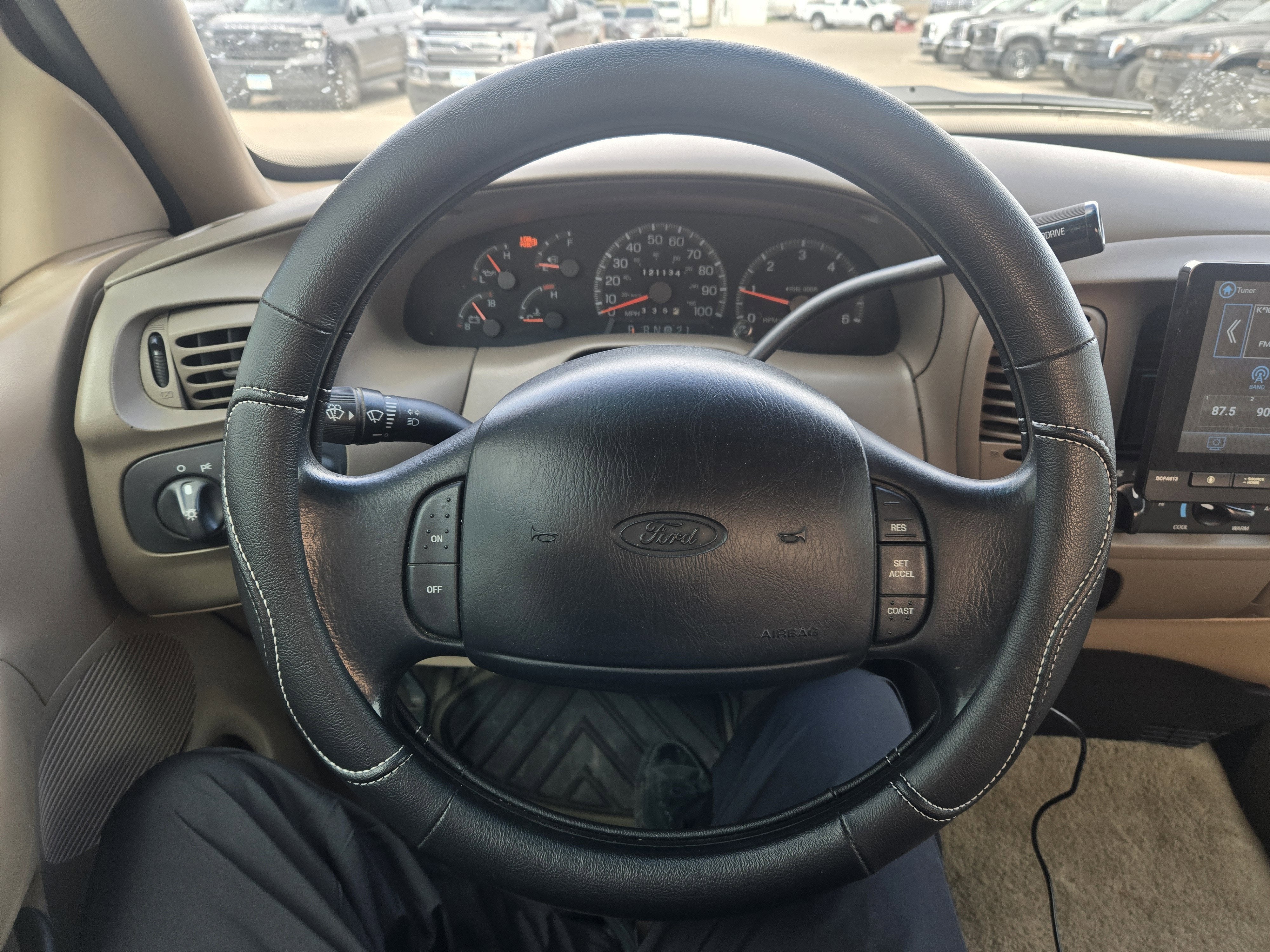 1997 Ford F-150 XLT