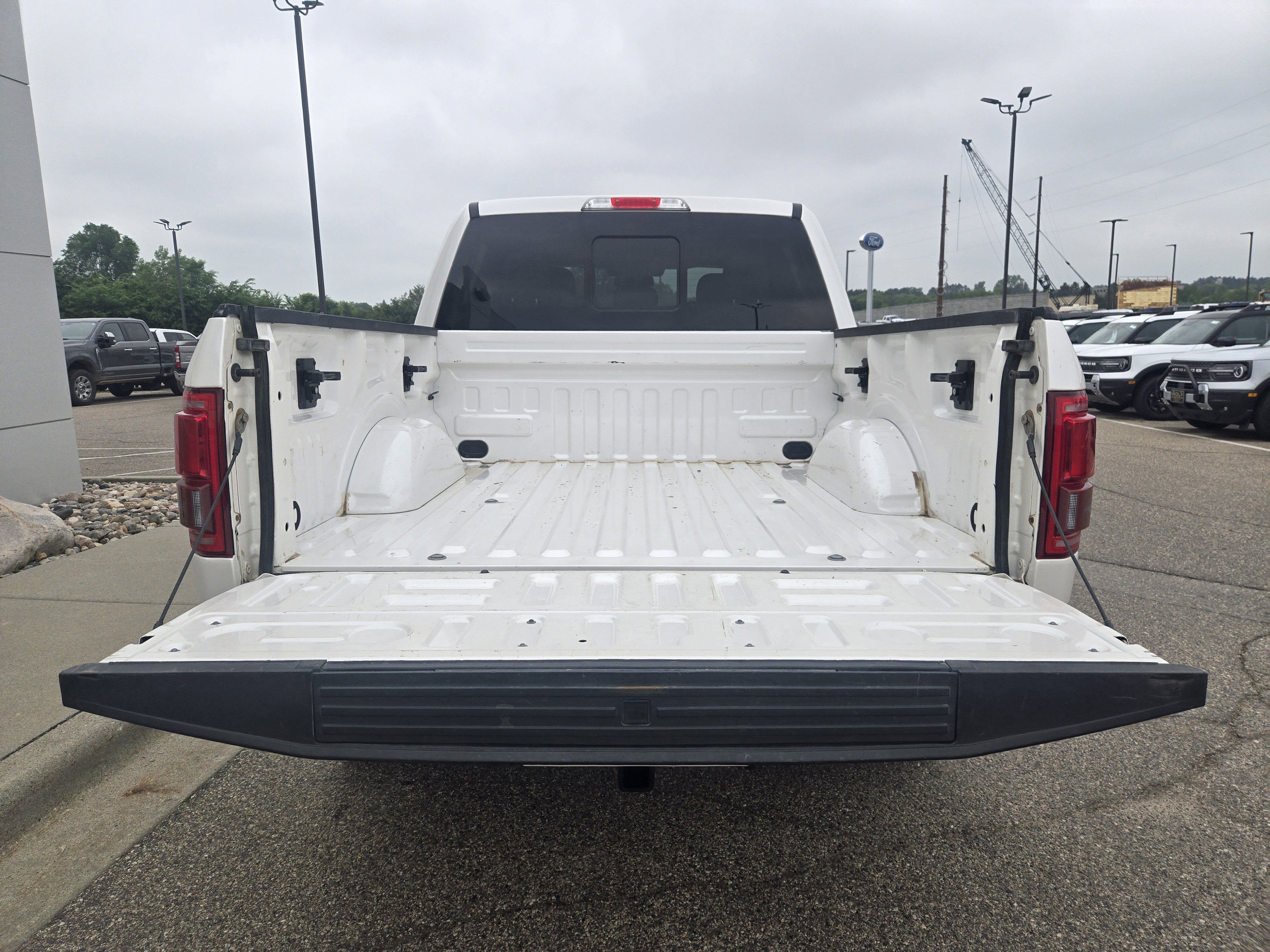 2017 Ford F-150 Base