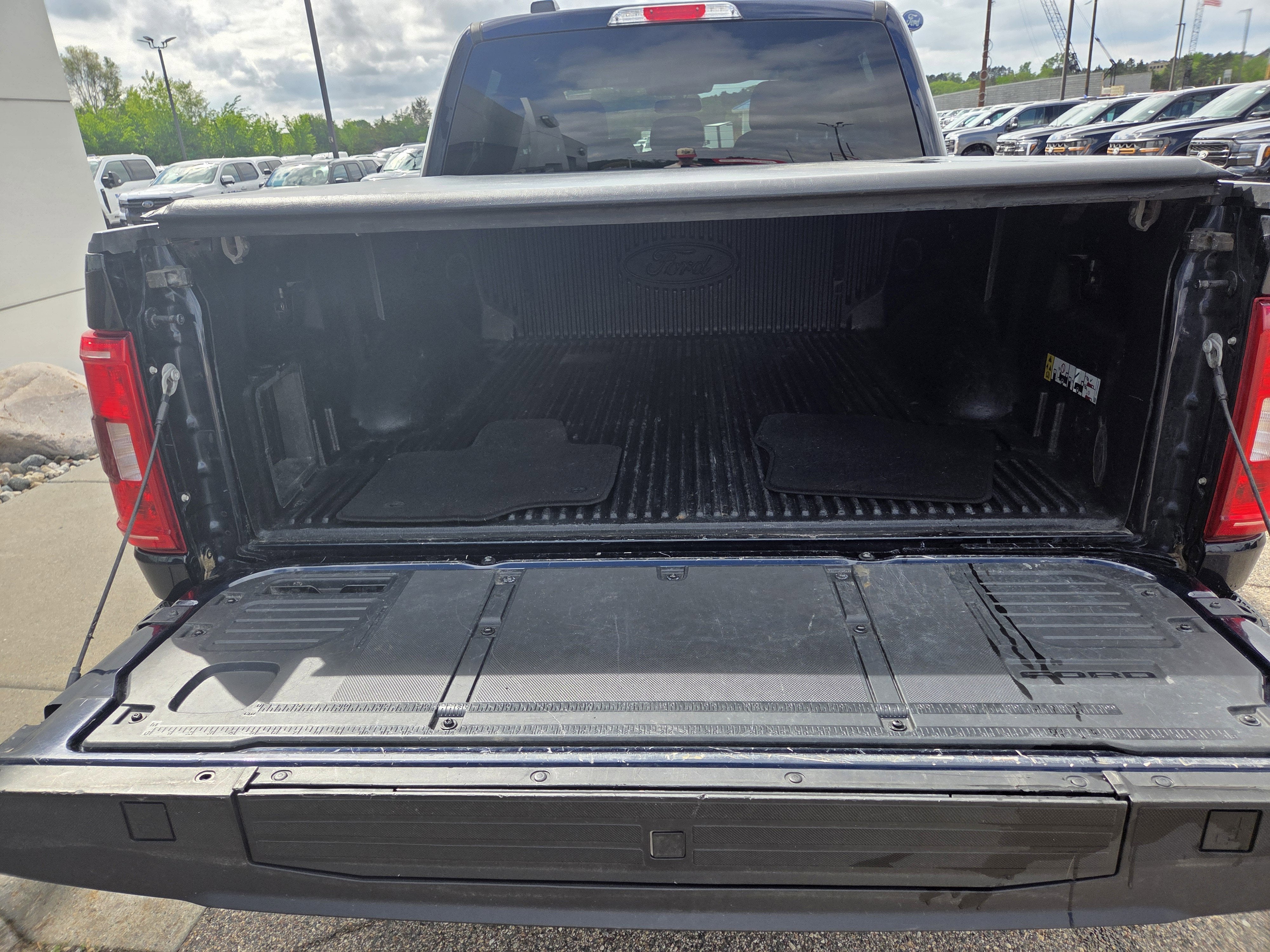 2022 Ford F-150 Base
