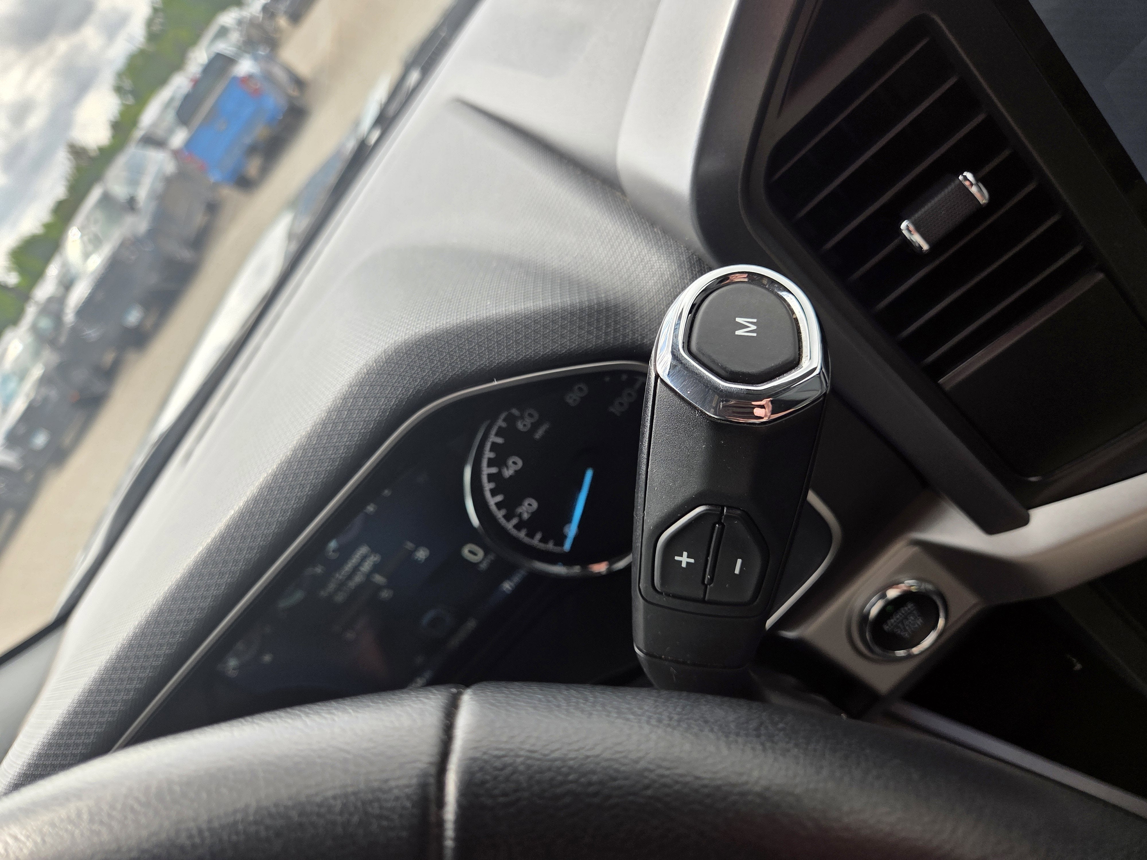 2022 Ford F-150 Base