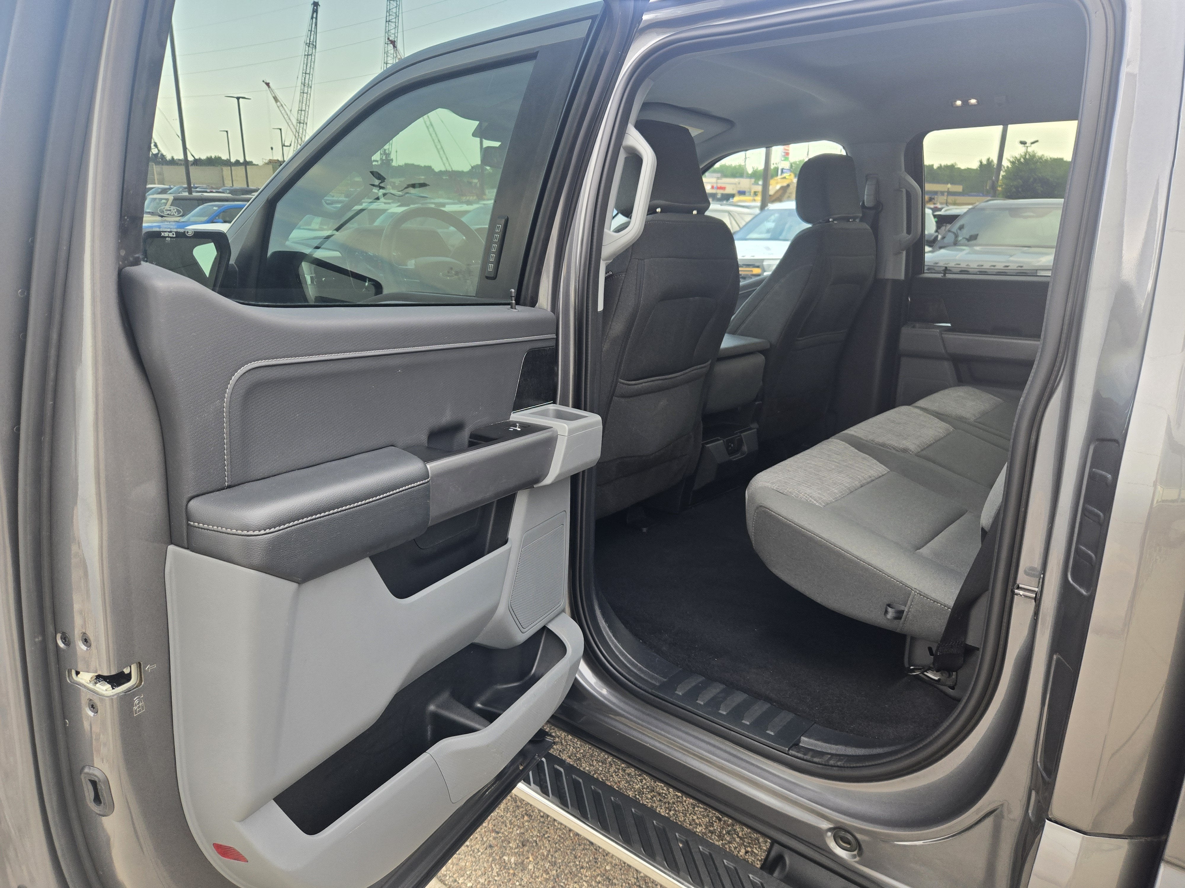 2023 Ford F-150 Base