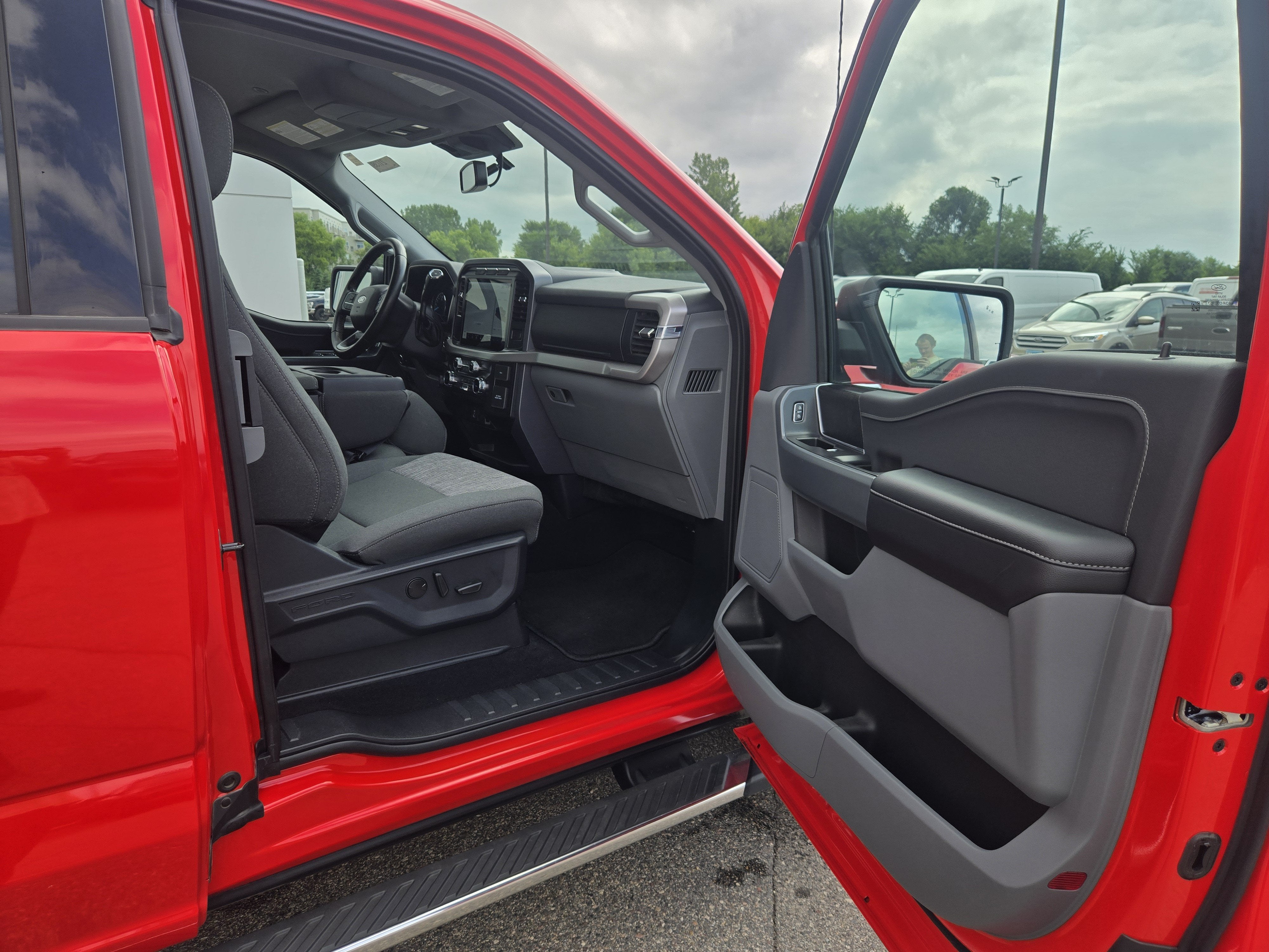 2023 Ford F-150 Base