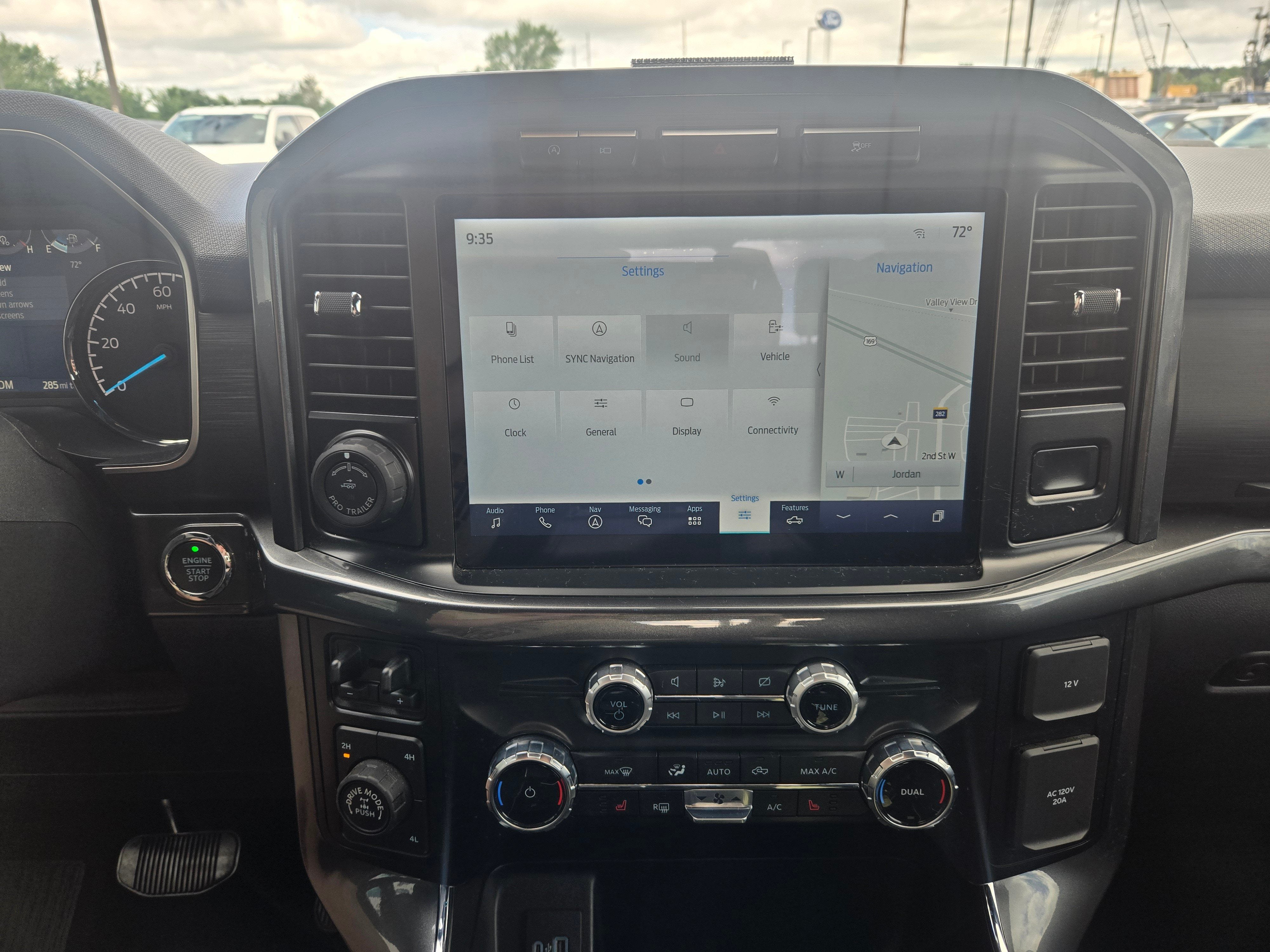 2023 Ford F-150 Base