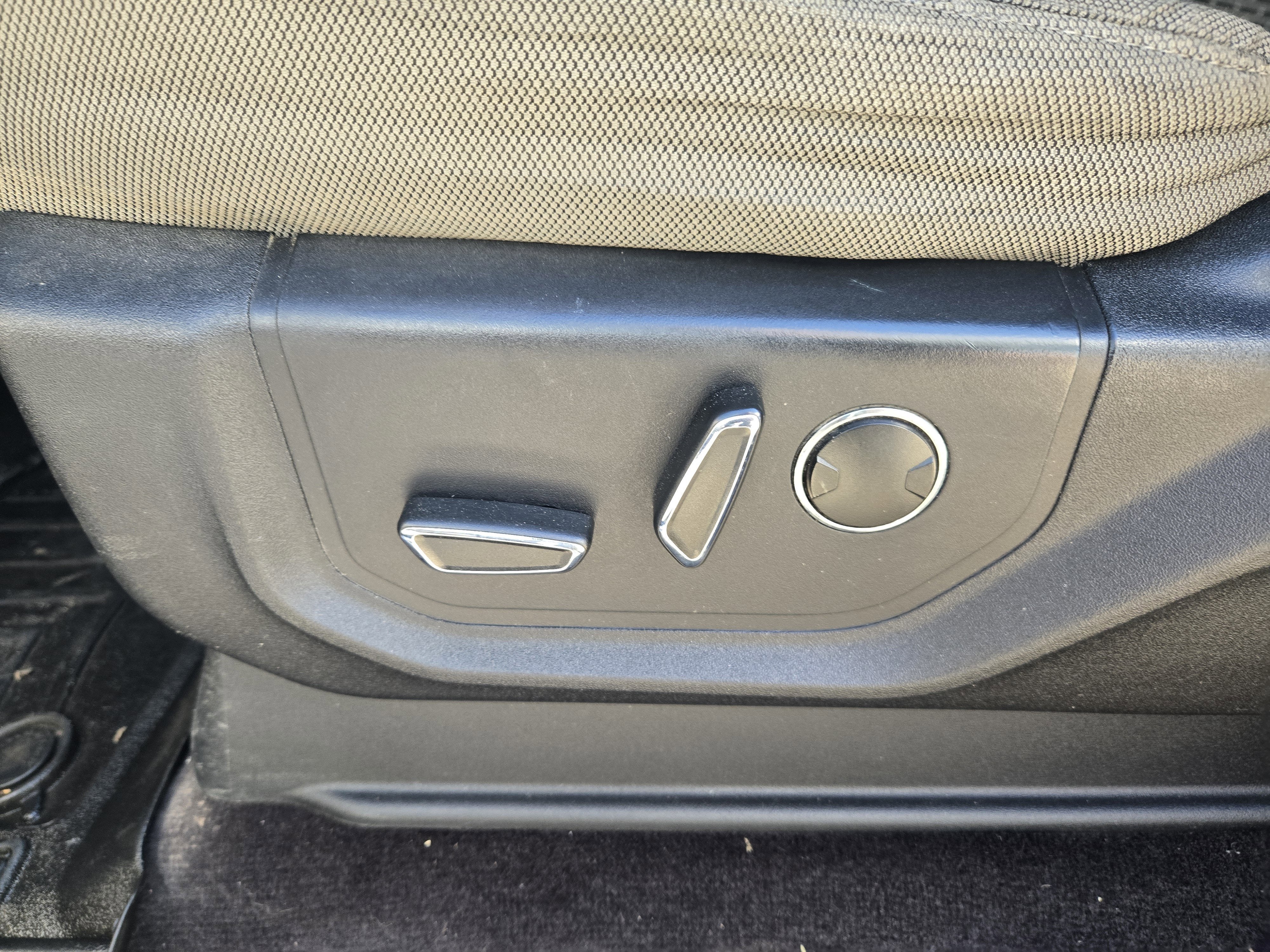 2016 Ford F-150 Base