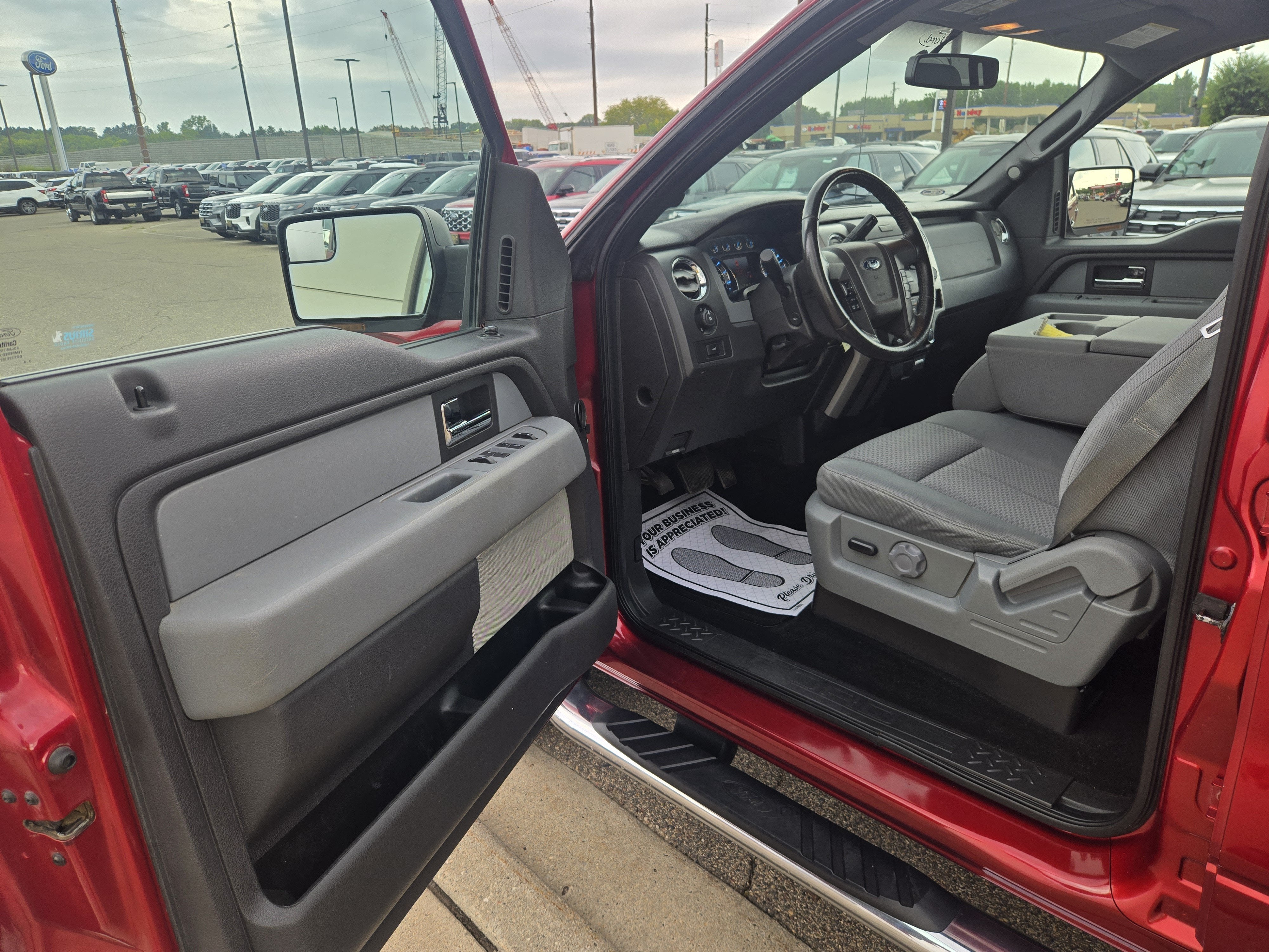 2013 Ford F-150 Base