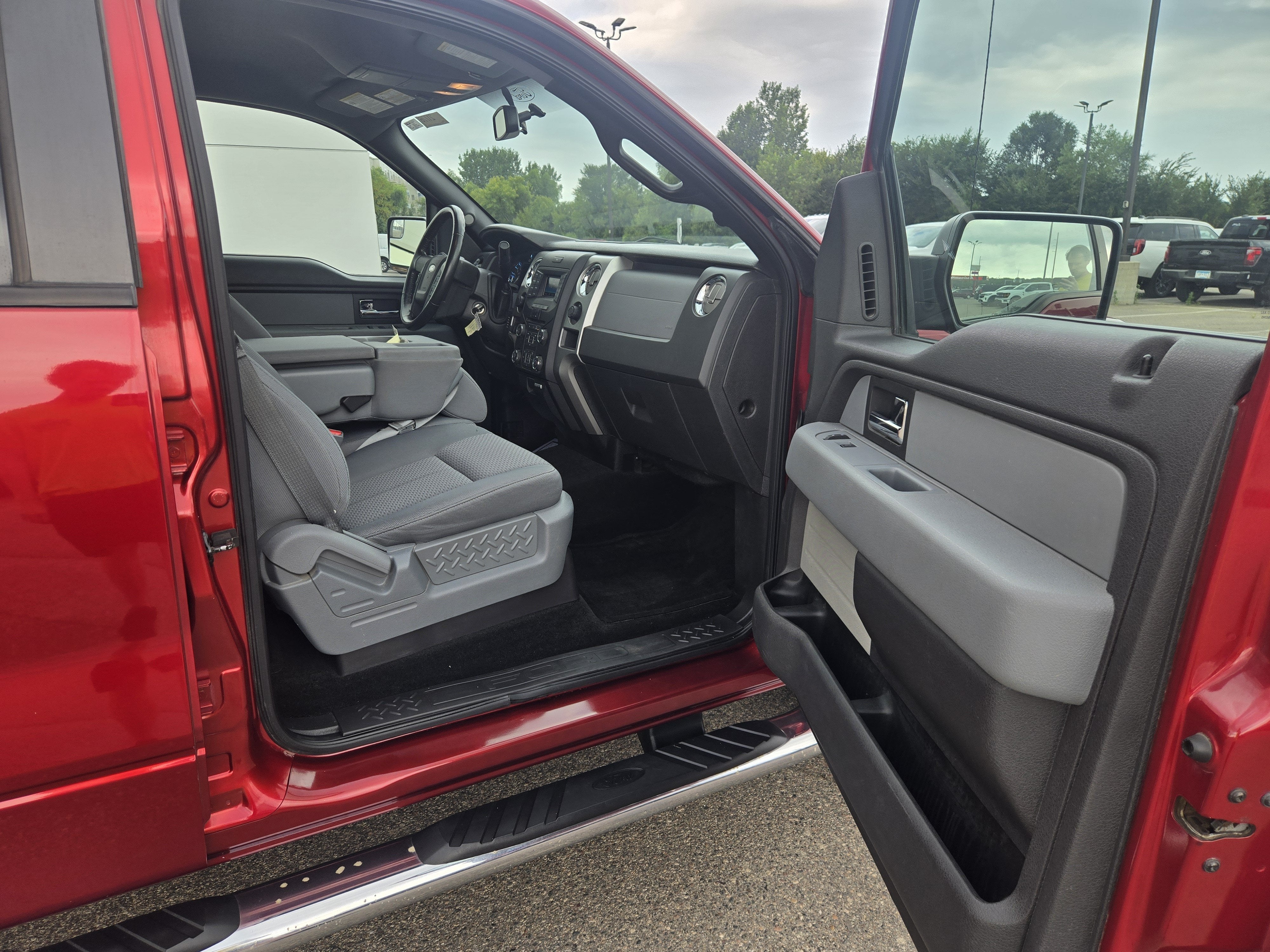 2013 Ford F-150 Base