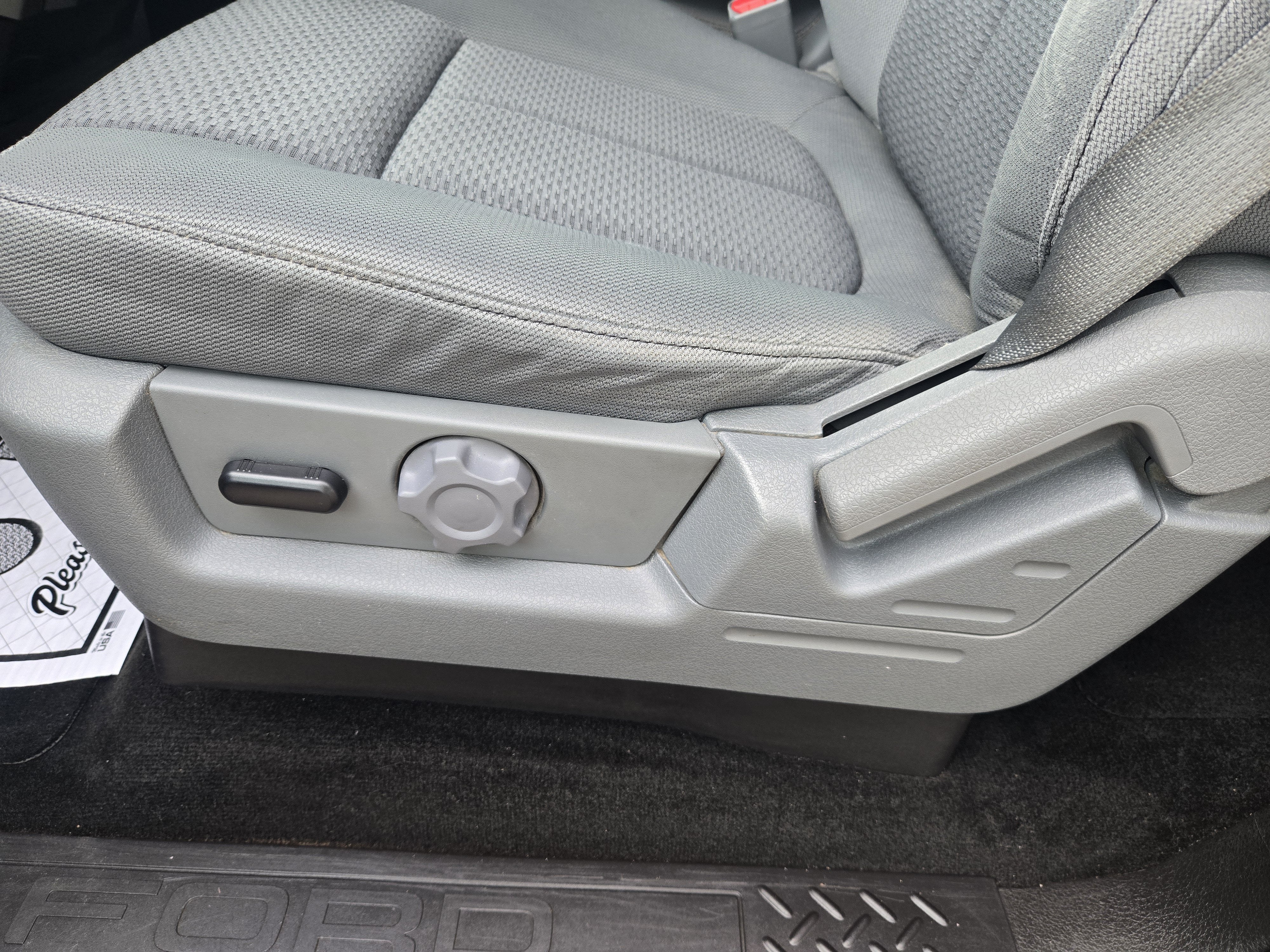 2013 Ford F-150 Base