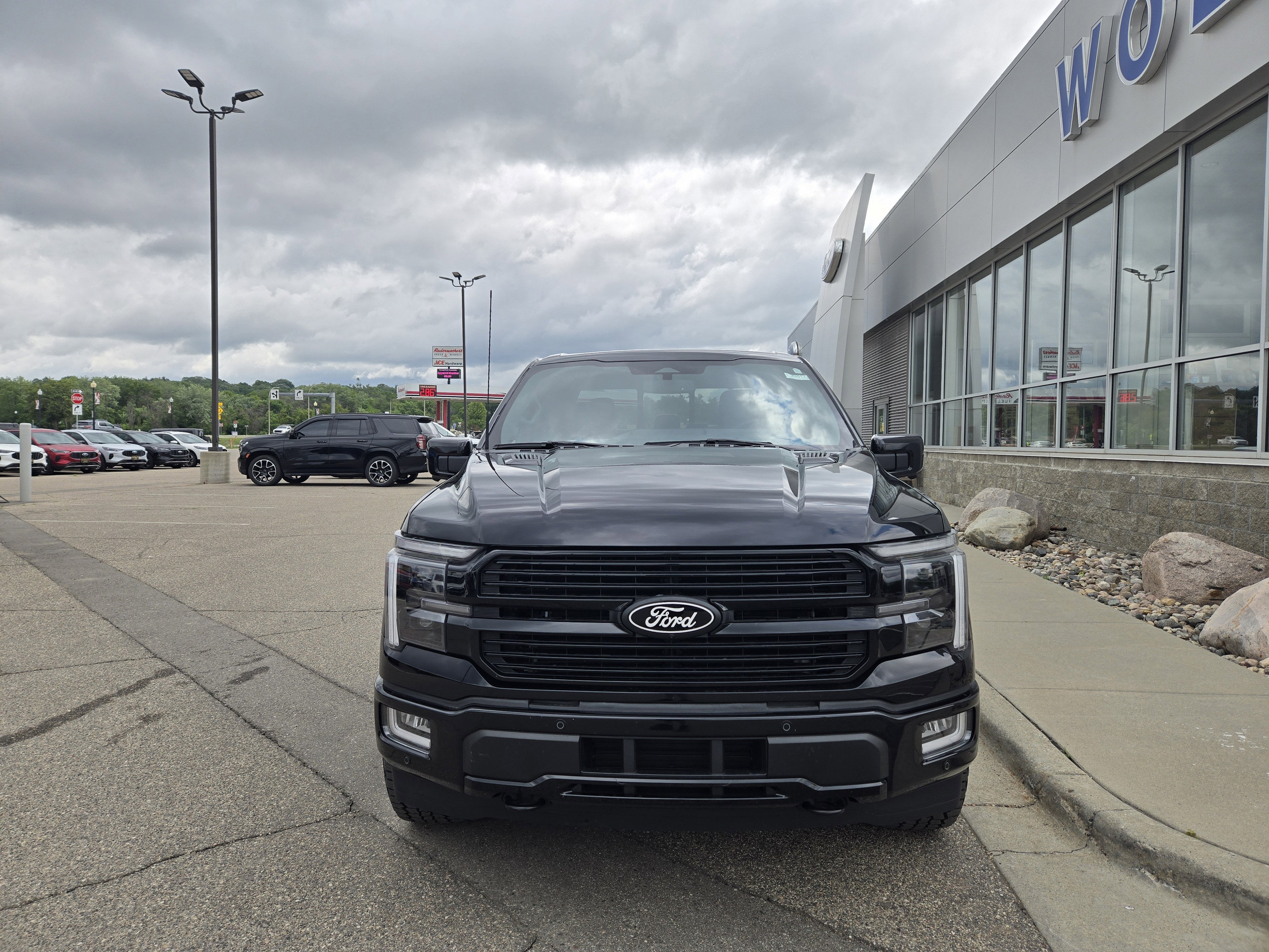 2024 Ford F-150 Platinum