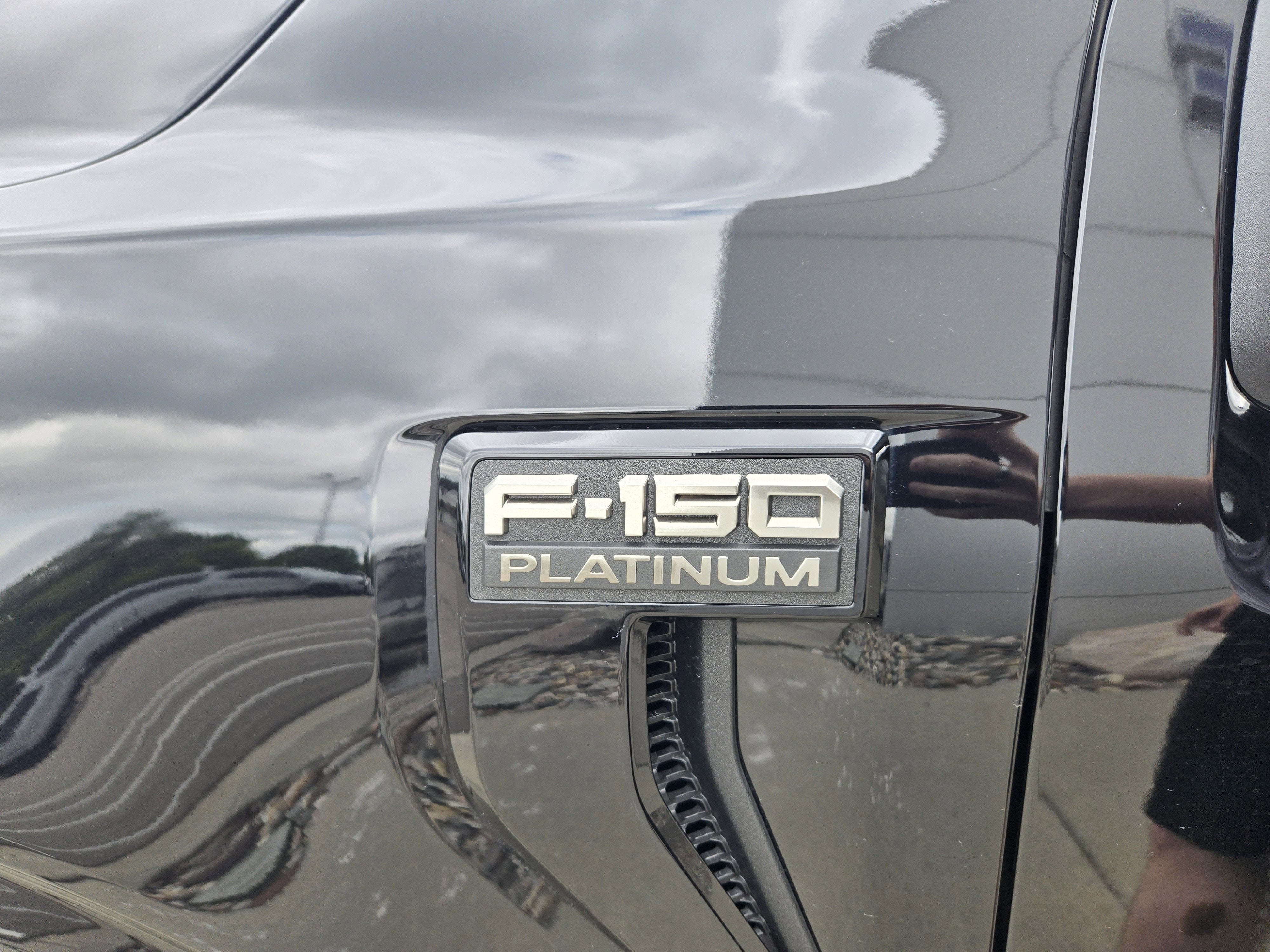 2024 Ford F-150 Platinum