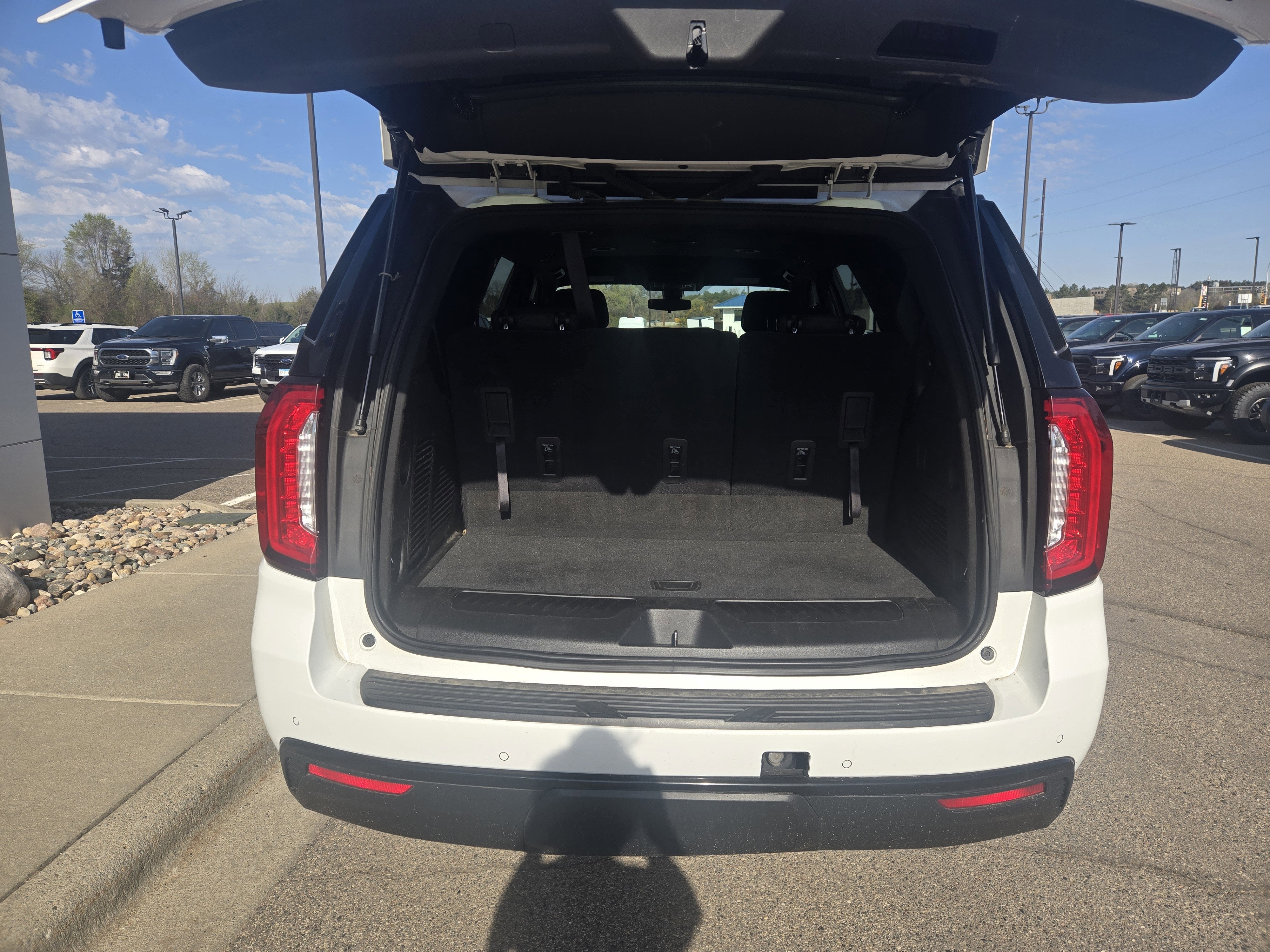 2021 GMC Yukon SLE