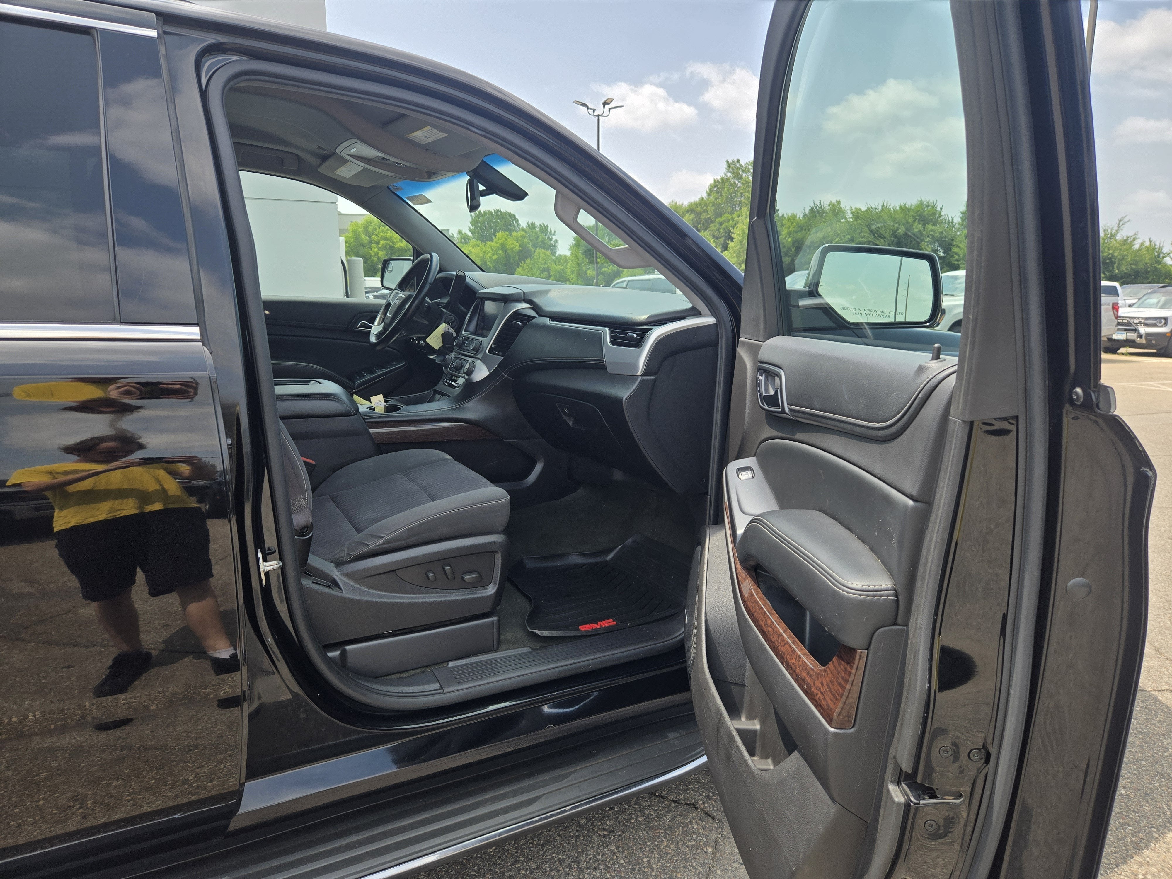 2015 GMC Yukon XL SLE