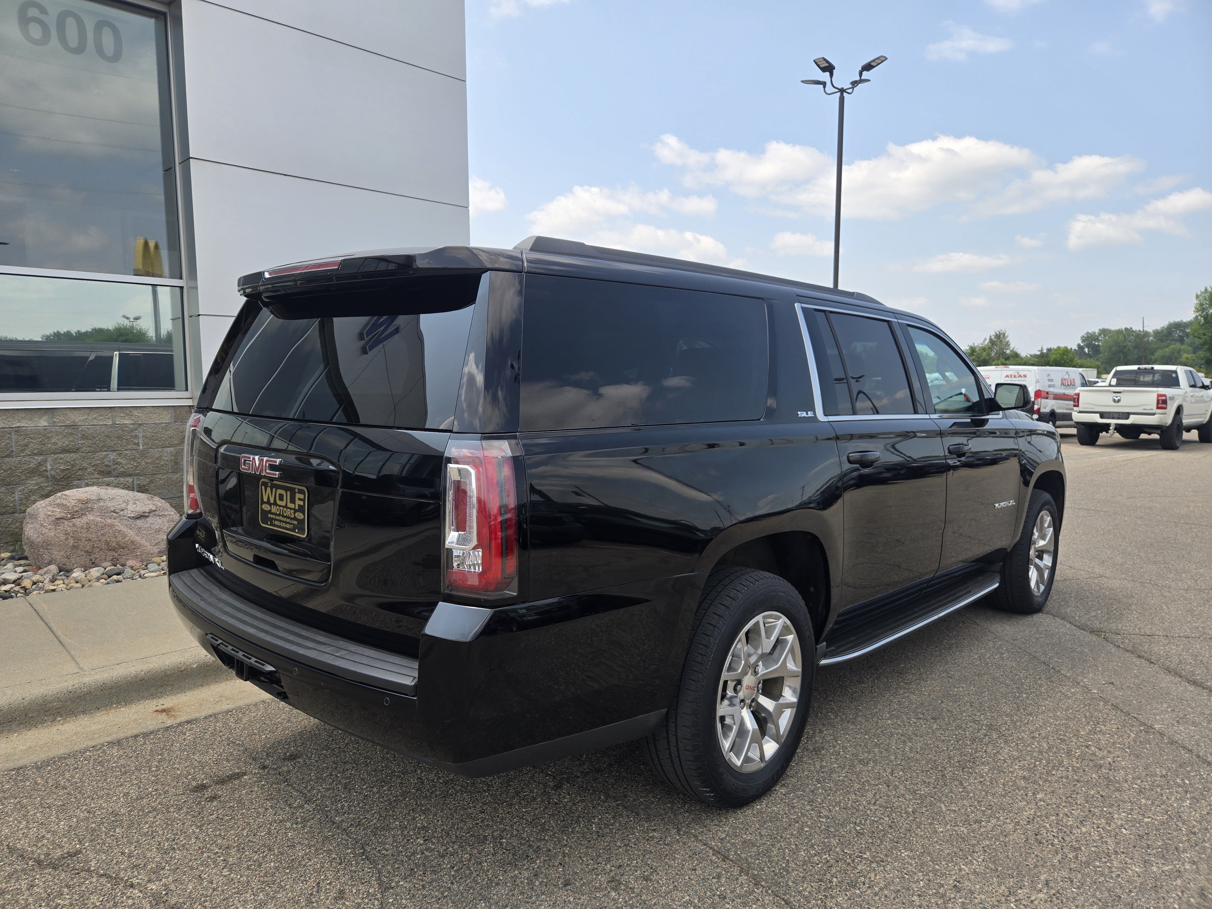 2015 GMC Yukon XL SLE
